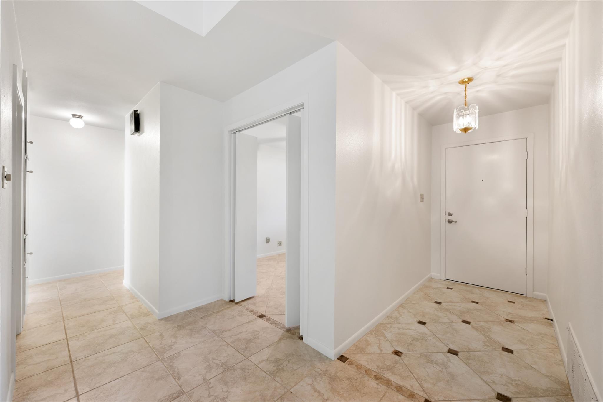 11907 Highland Oaks Trl, Austin, TX 78759