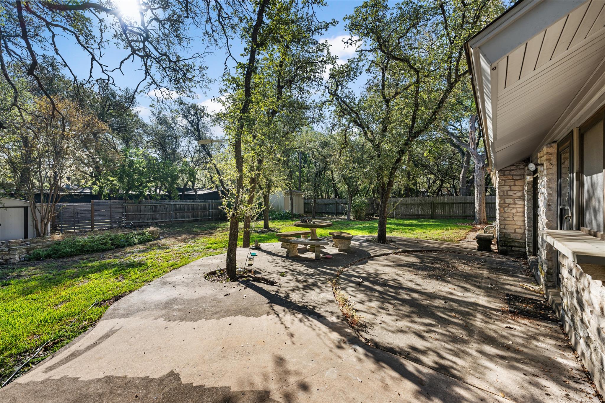 11907 Highland Oaks Trl, Austin, TX 78759