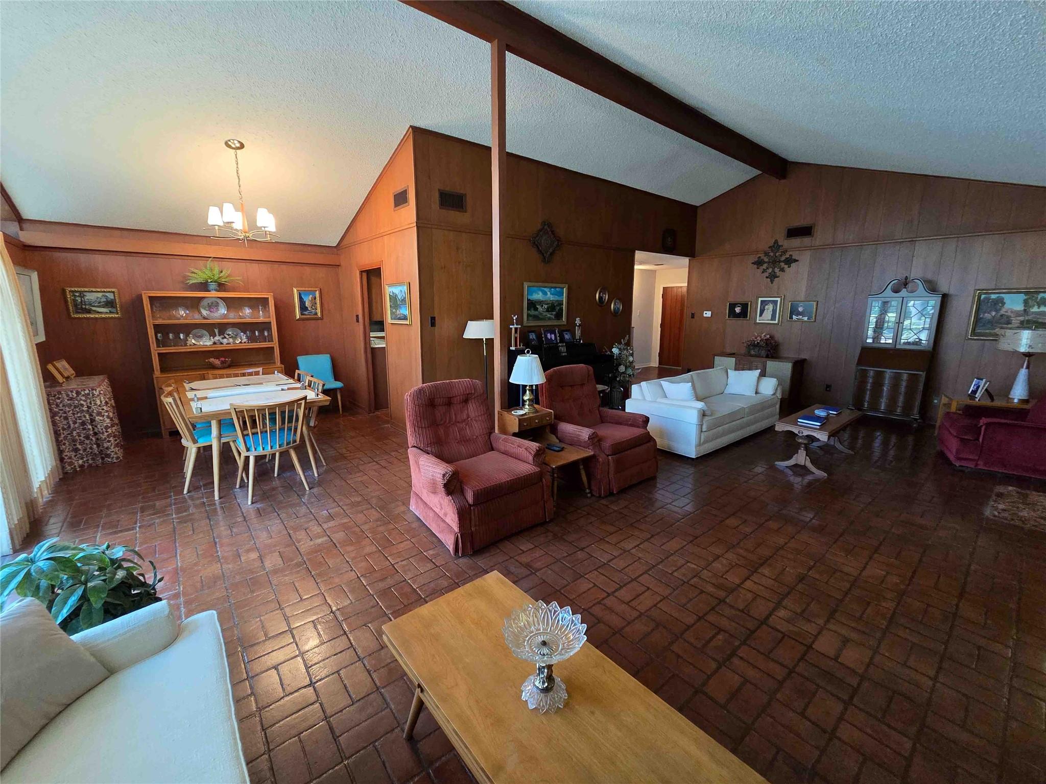 402 Honeycomb Rdg, Austin, TX 78746