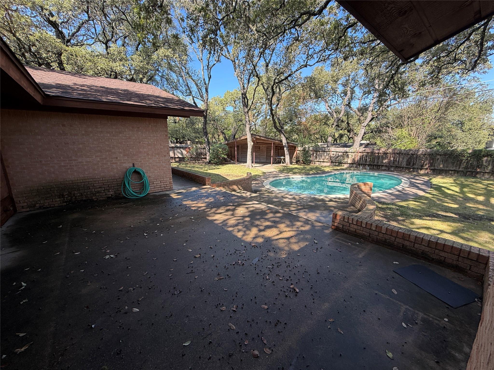 402 Honeycomb Rdg, Austin, TX 78746