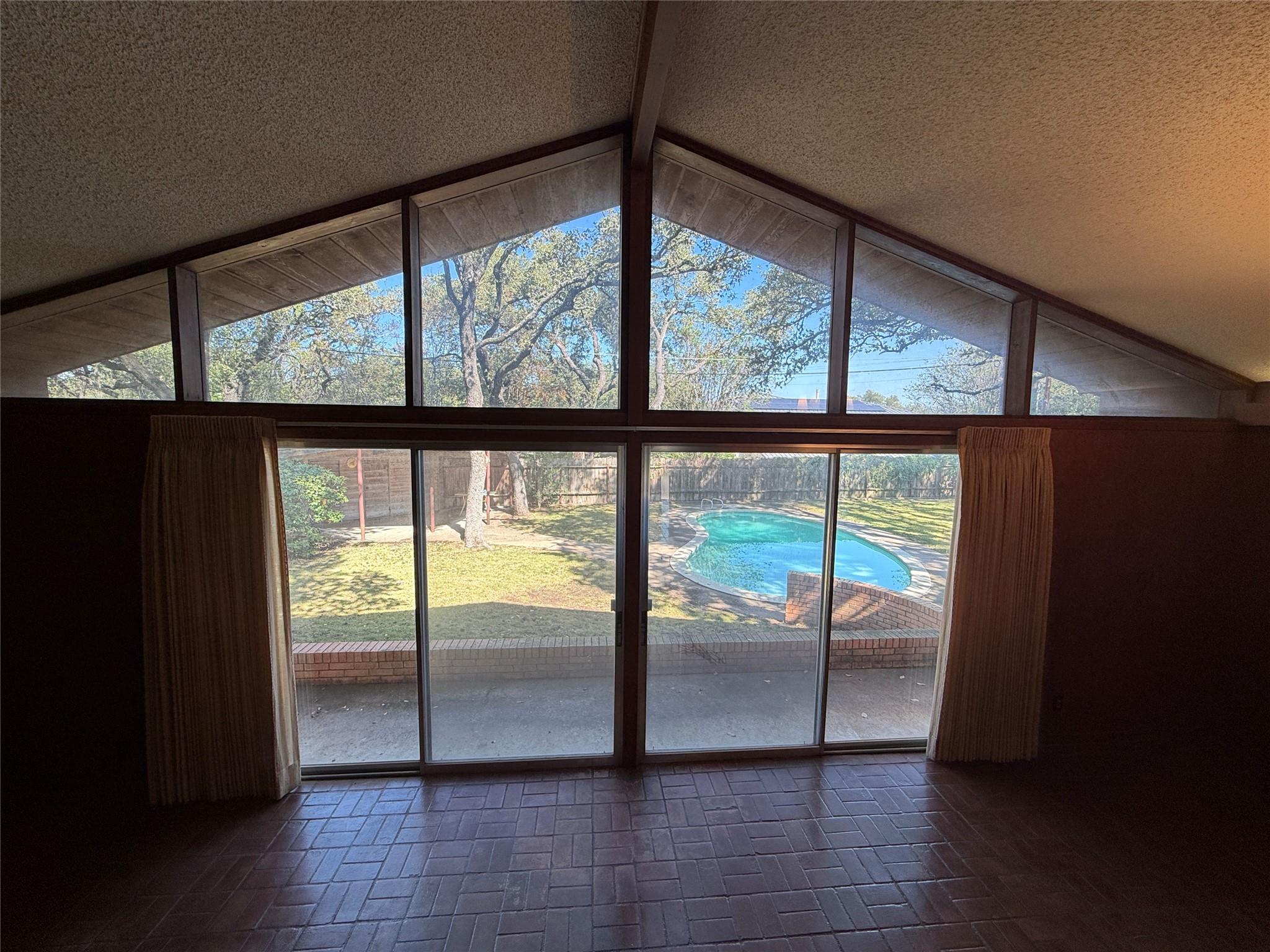 402 Honeycomb Rdg, Austin, TX 78746