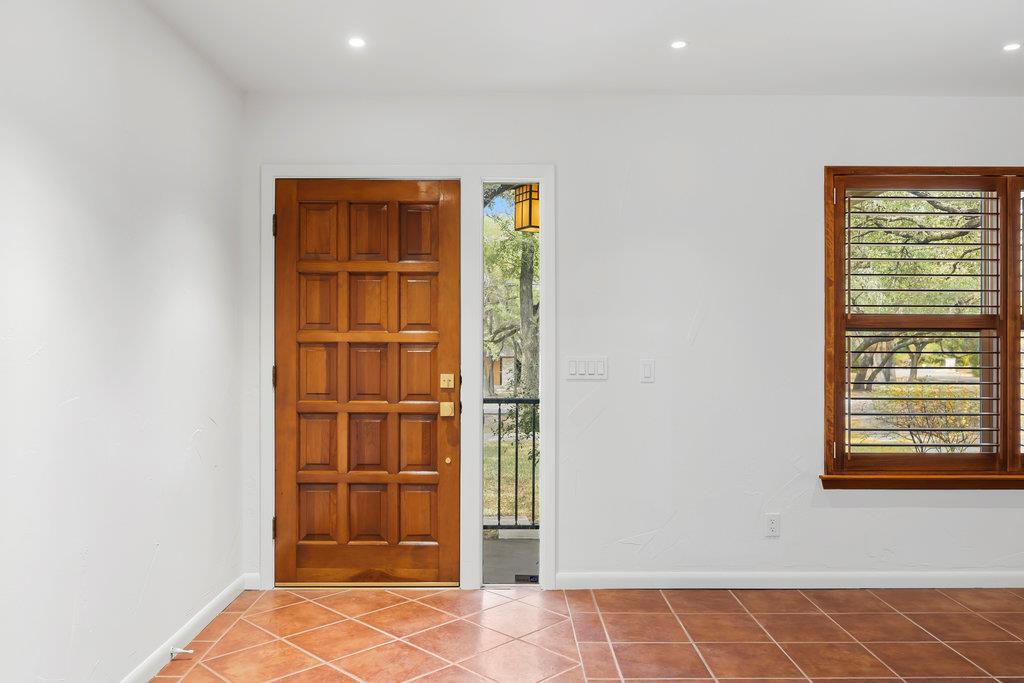 10403 D K Ranch Rd, Austin, TX 78759