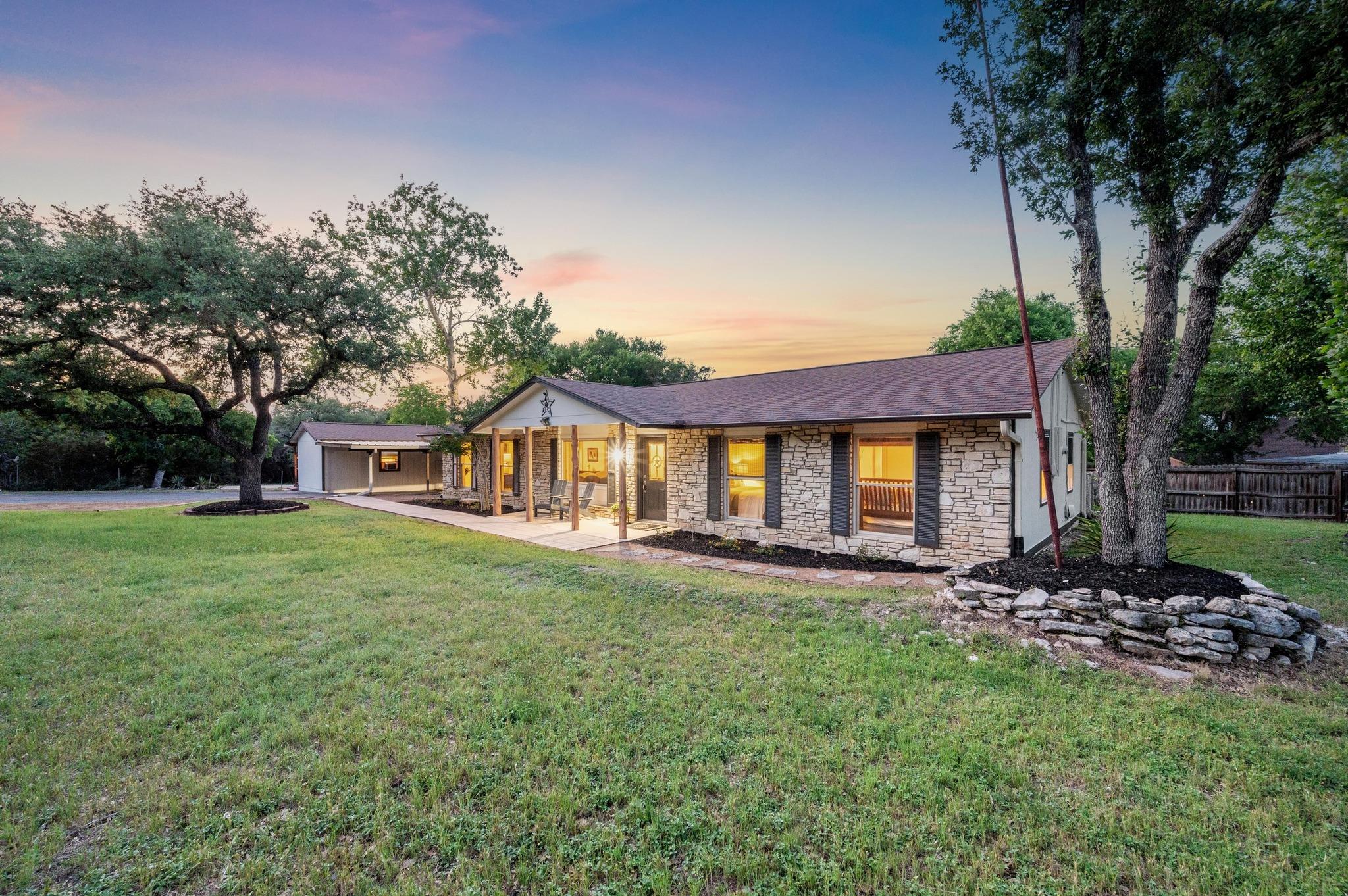 400 Cypress Creek Ln, Wimberley, TX 78676
