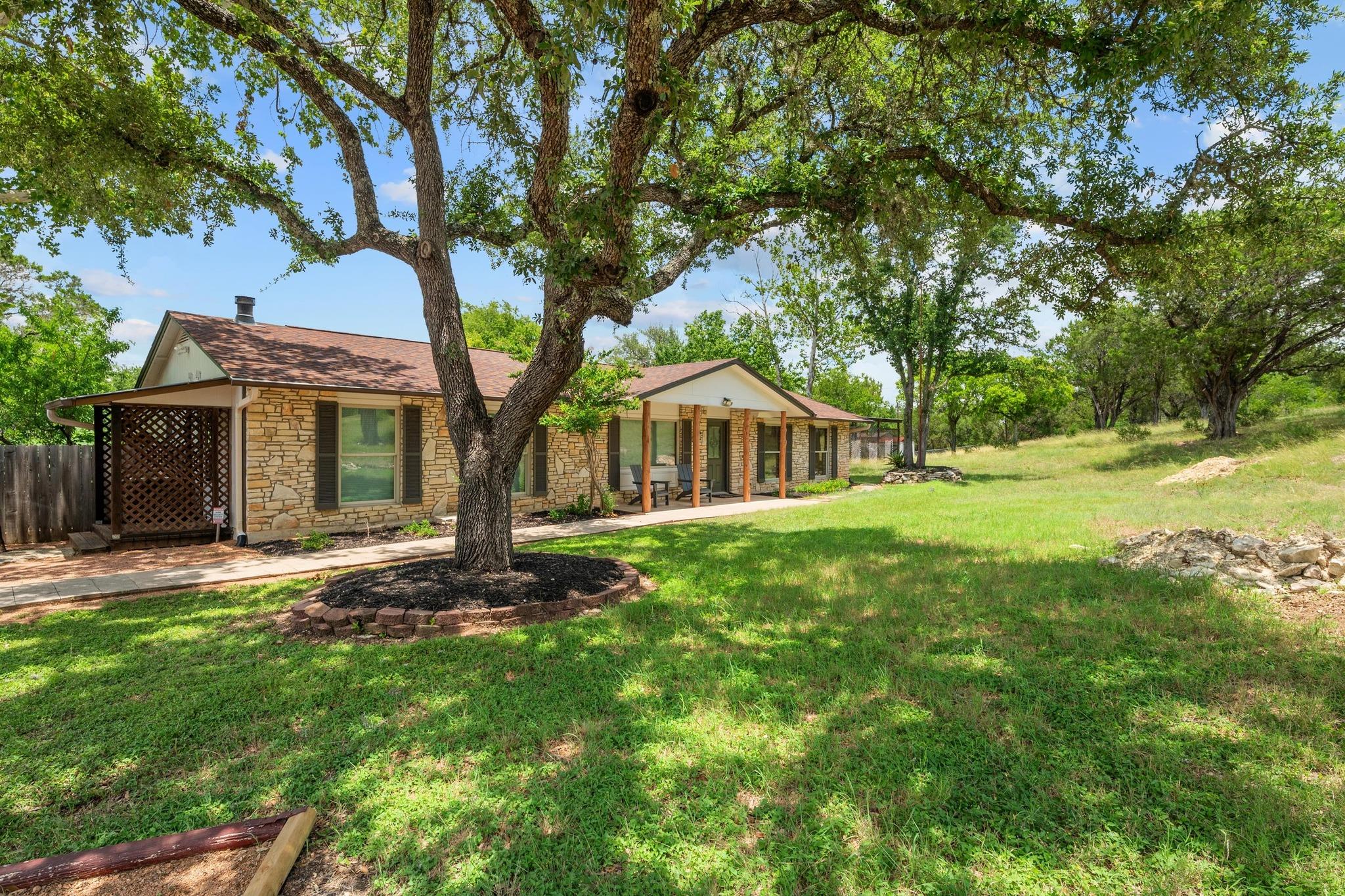 400 Cypress Creek Ln, Wimberley, TX 78676