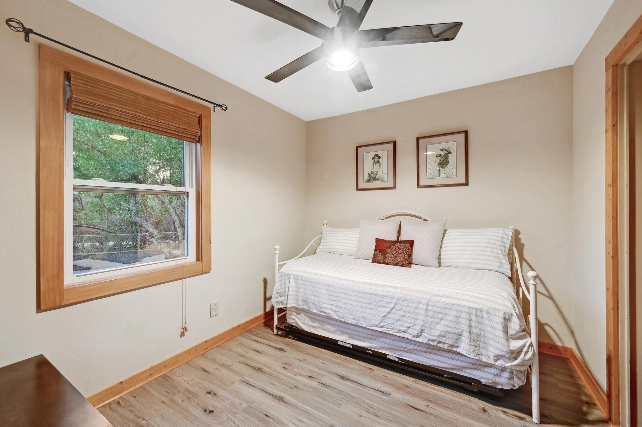 400 Cypress Creek Ln, Wimberley, TX 78676