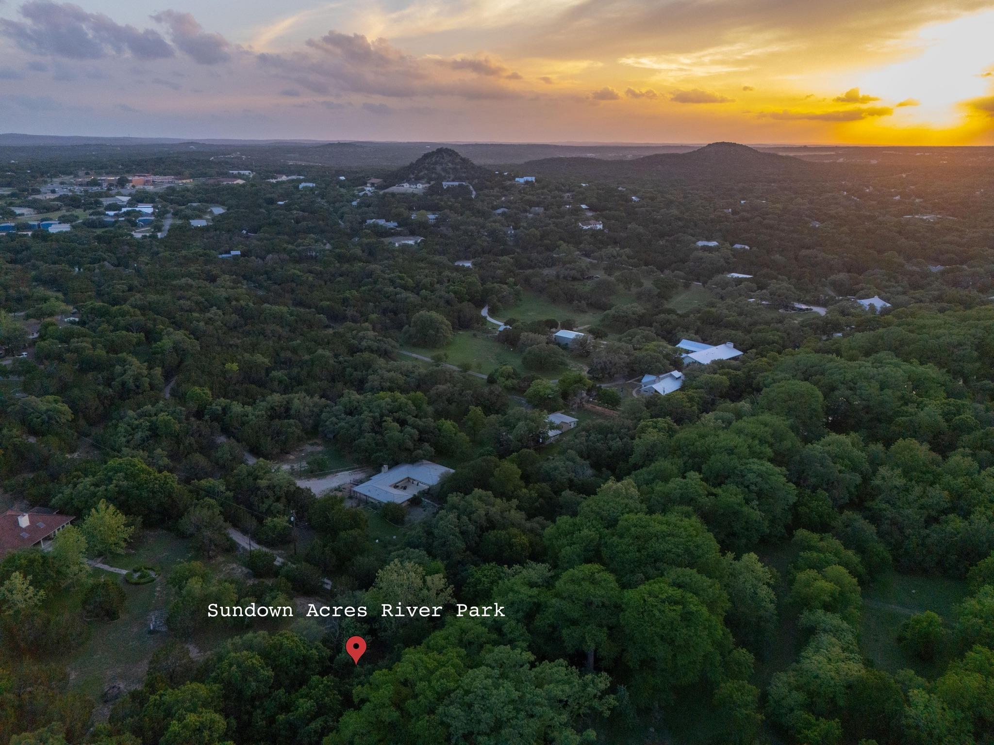 400 Cypress Creek Ln, Wimberley, TX 78676