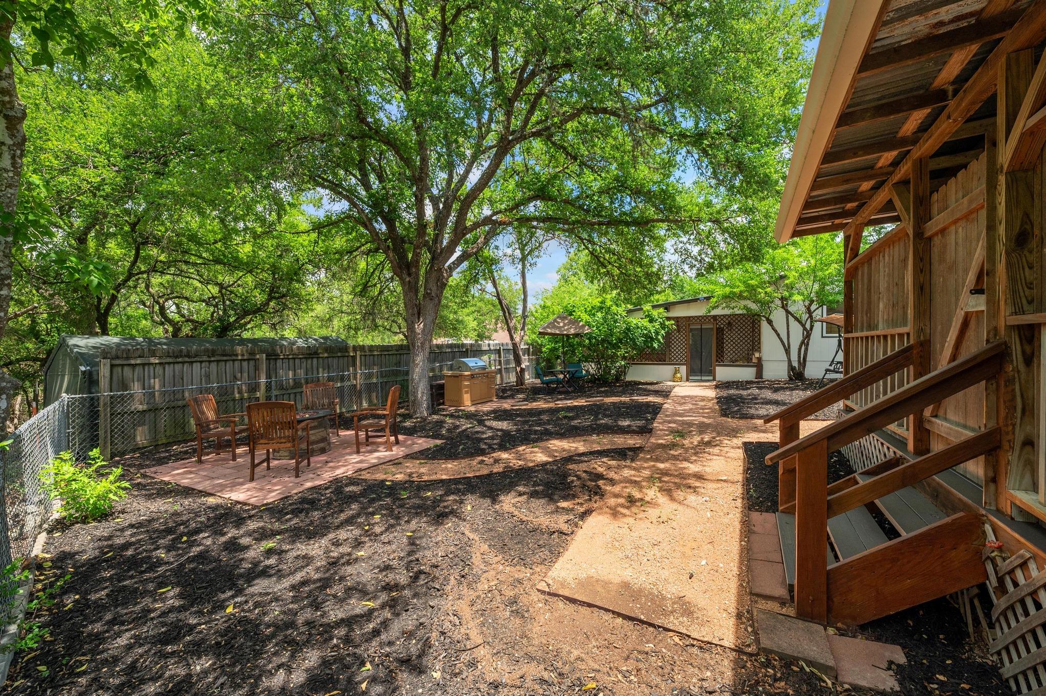 400 Cypress Creek Ln, Wimberley, TX 78676