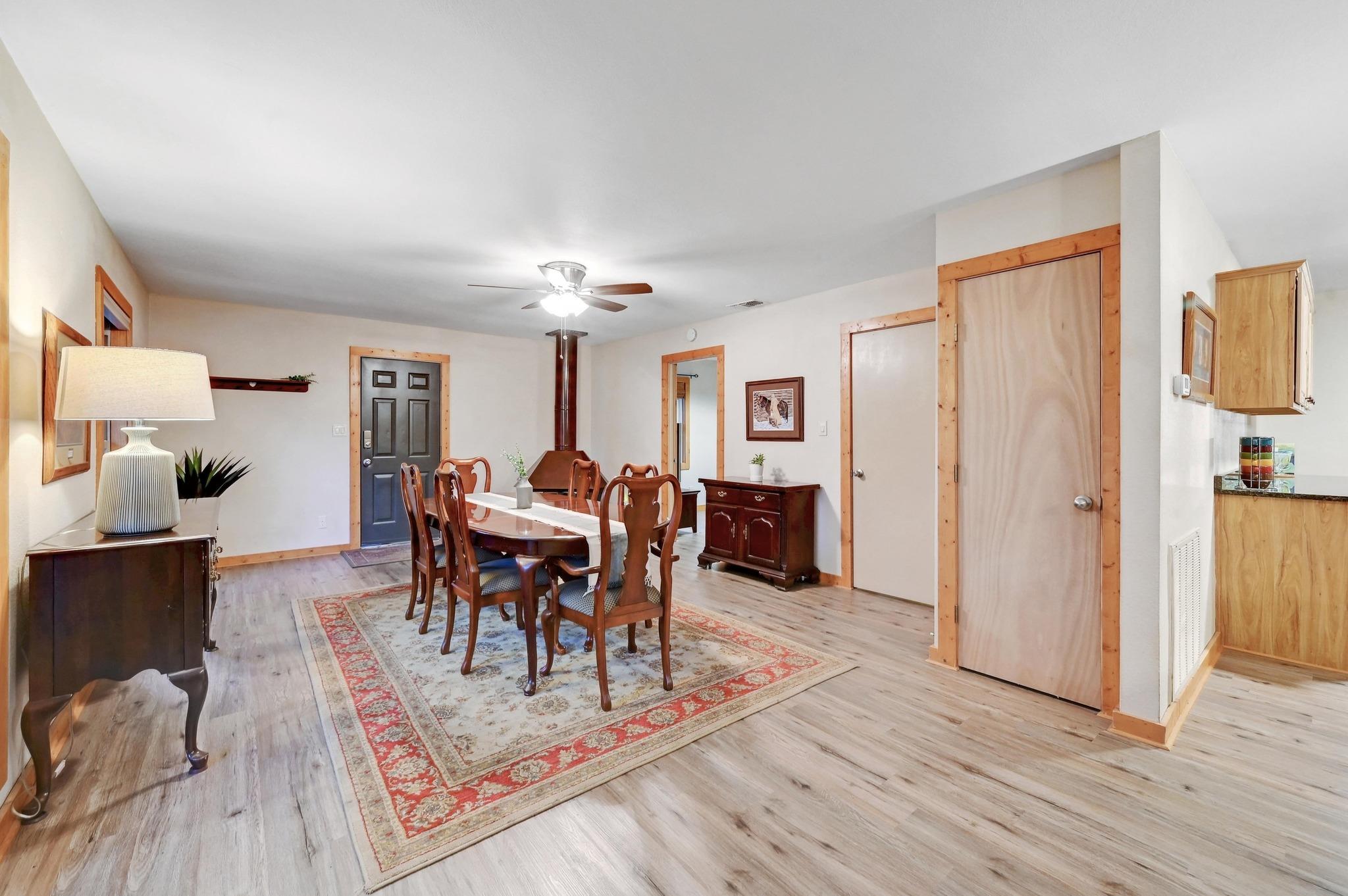 400 Cypress Creek Ln, Wimberley, TX 78676