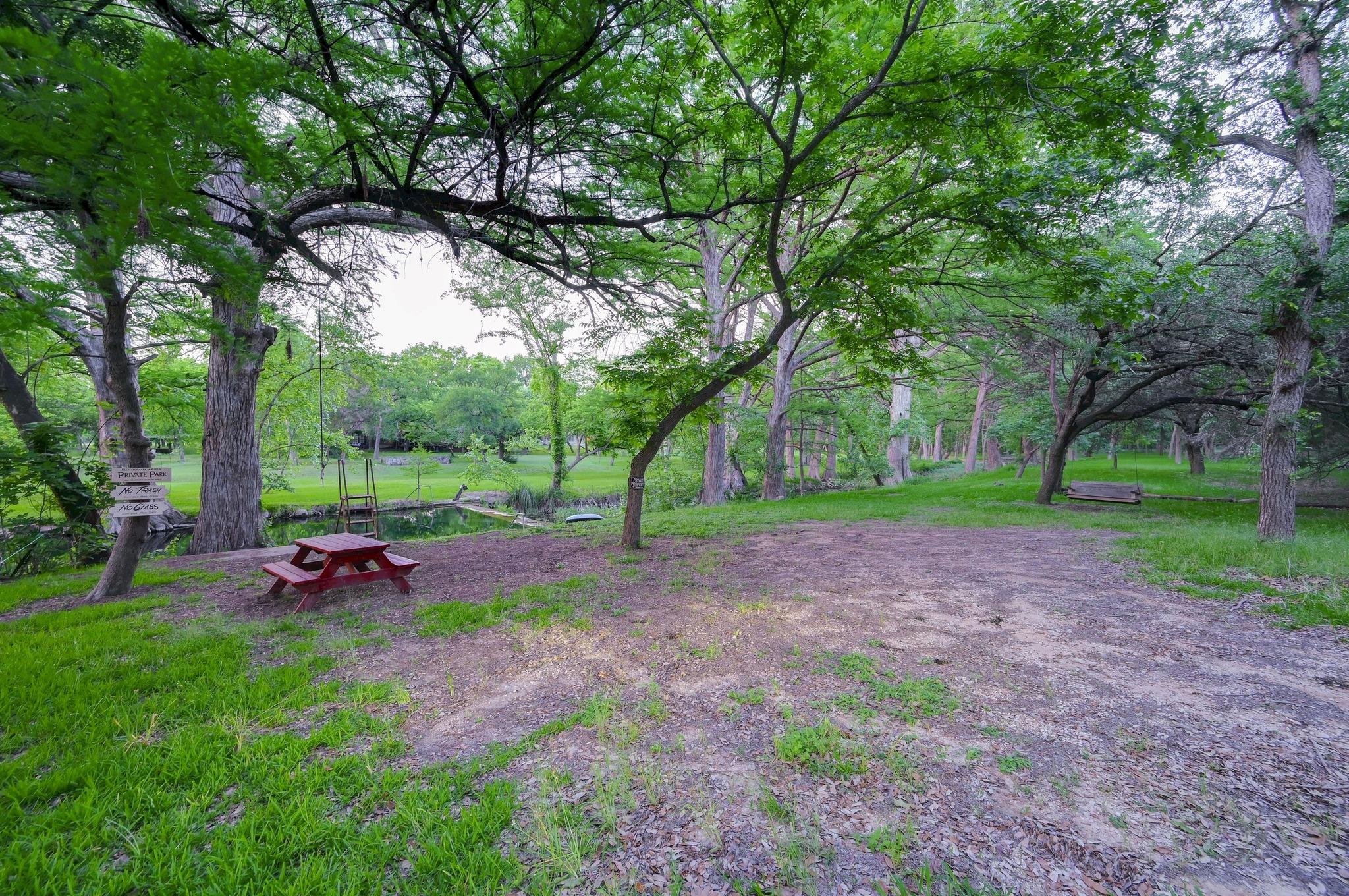 400 Cypress Creek Ln, Wimberley, TX 78676