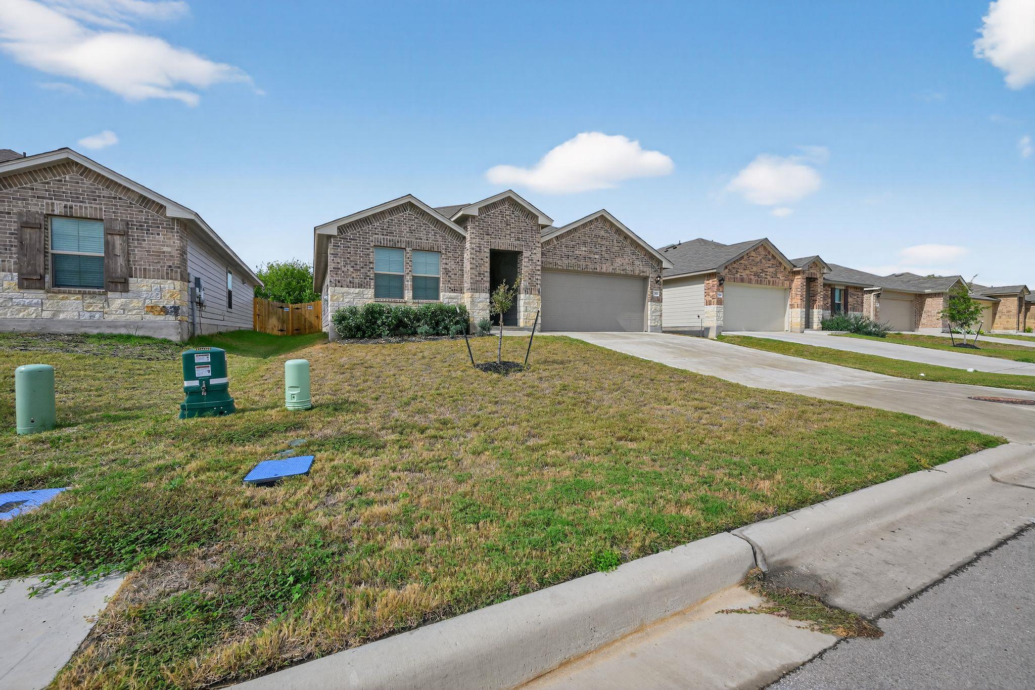 596 Wyatt Way, Jarrell, TX 76537