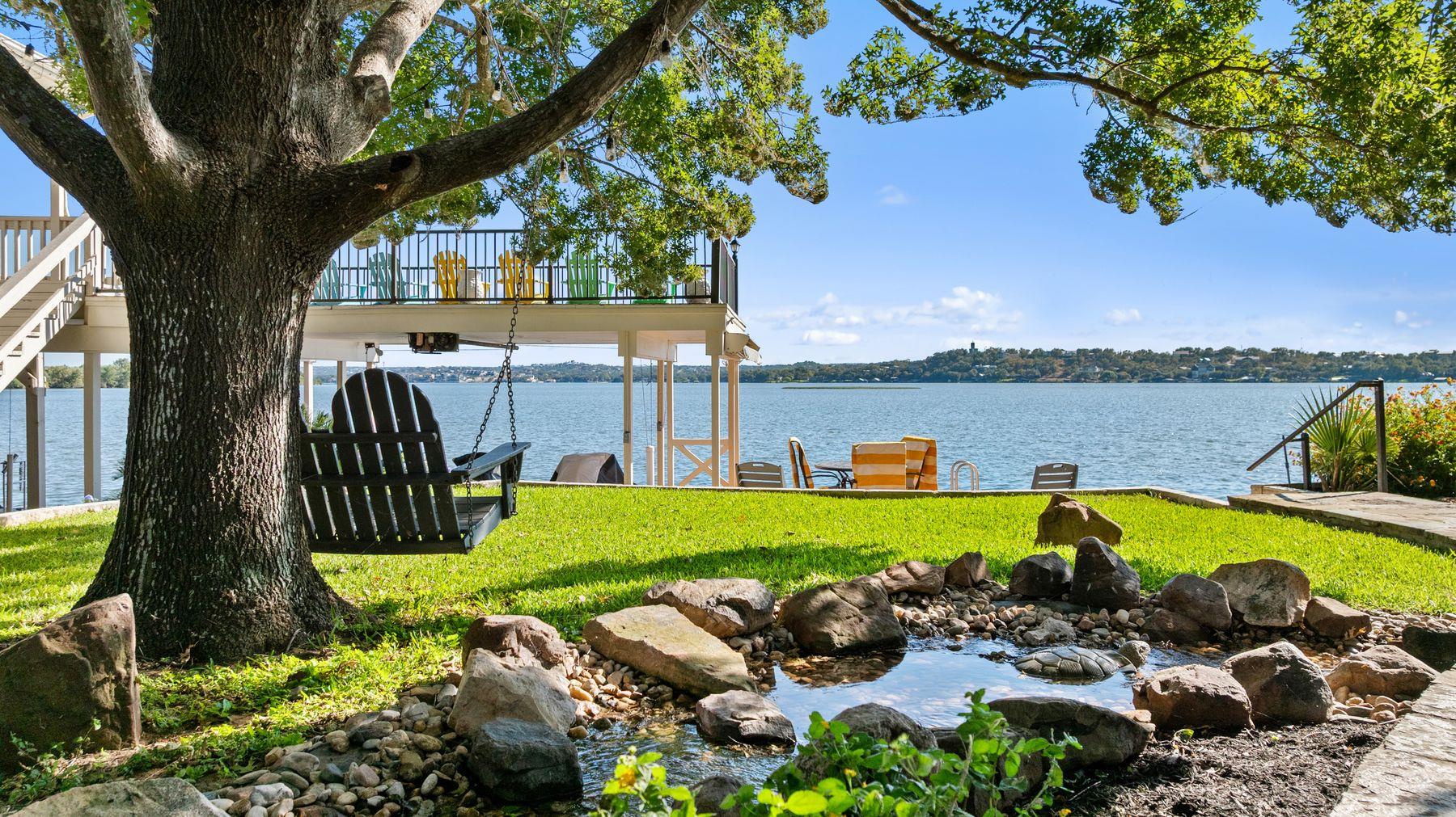 14 Beaver Is, Granite Shoals, TX 78654