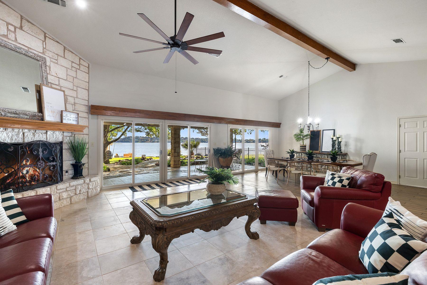 14 Beaver Is, Granite Shoals, TX 78654