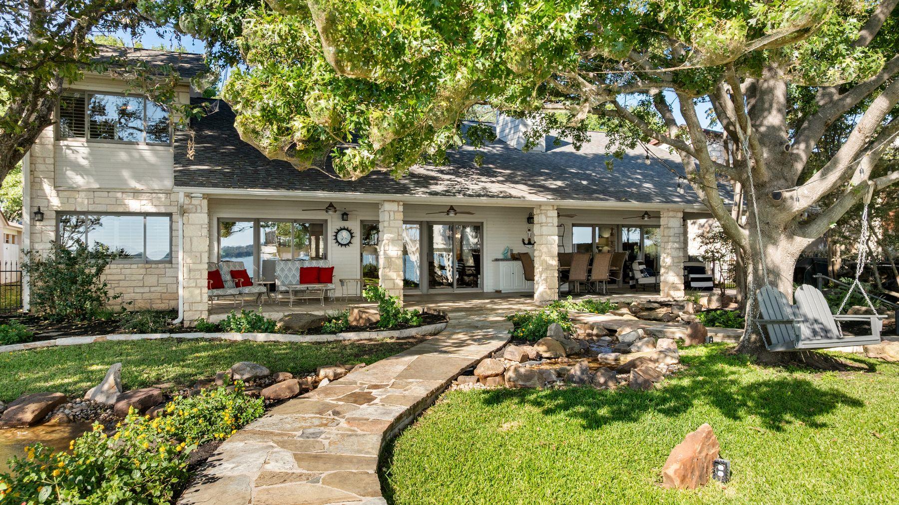 14 Beaver Is, Granite Shoals, TX 78654