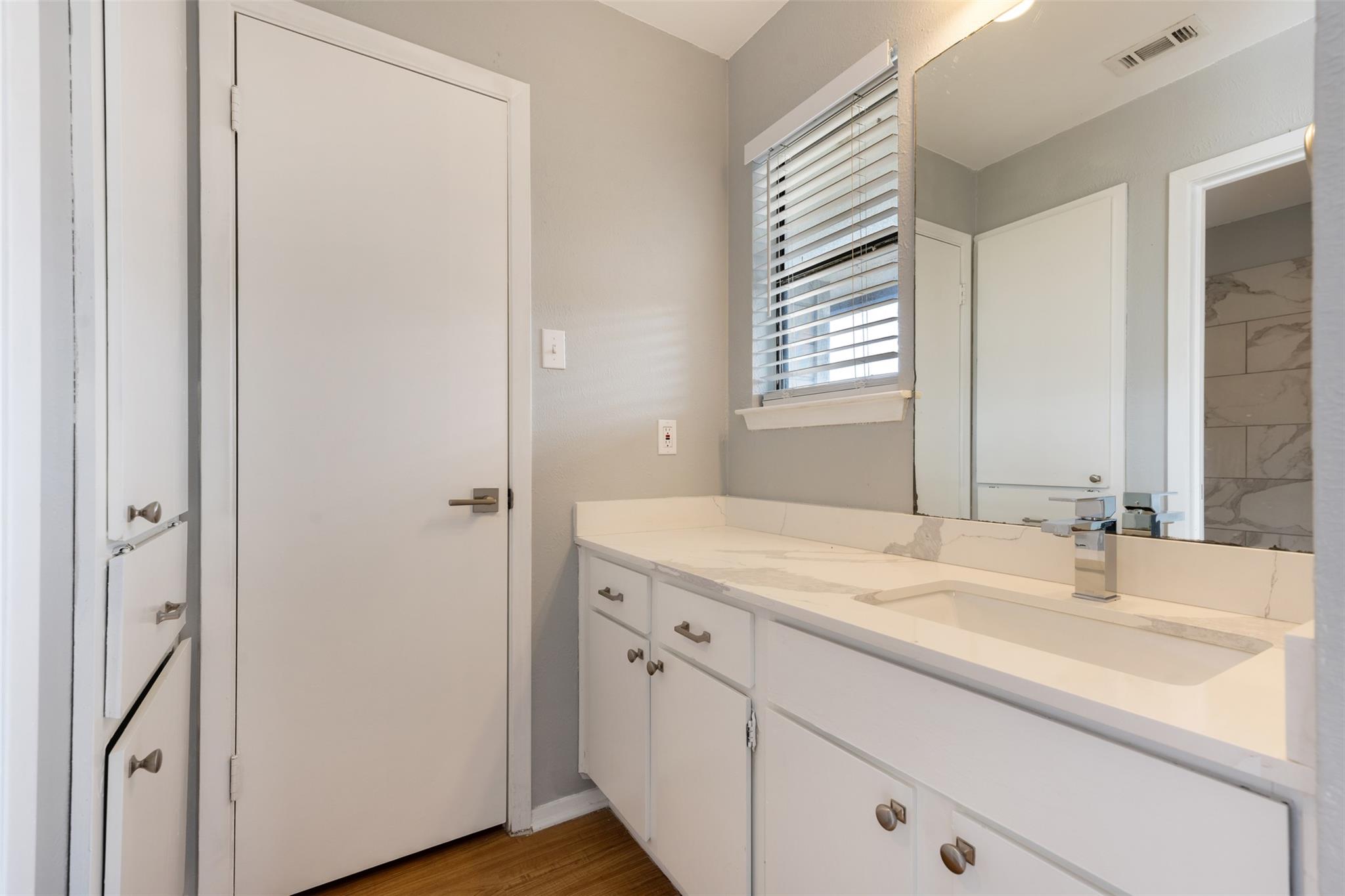 5301 Indio Cv # C, Austin, TX 78745