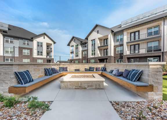 2908 E Howard Ln # 8204, Manor, TX 78653