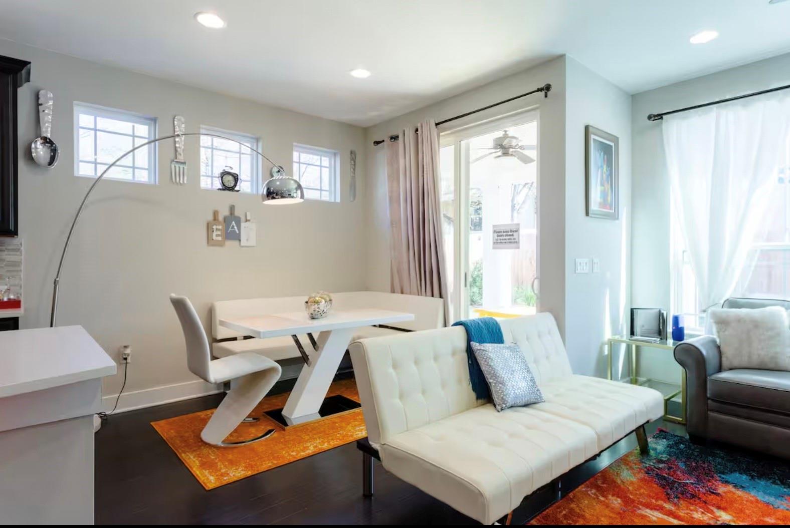 807 E 16th St # A, Austin, TX 78702