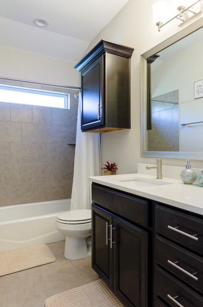 807 E 16th St # A, Austin, TX 78702