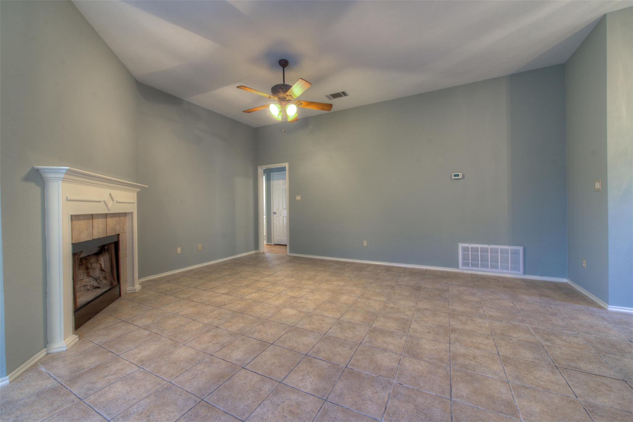 2311 Lasso Dr, Round Rock, TX 78681