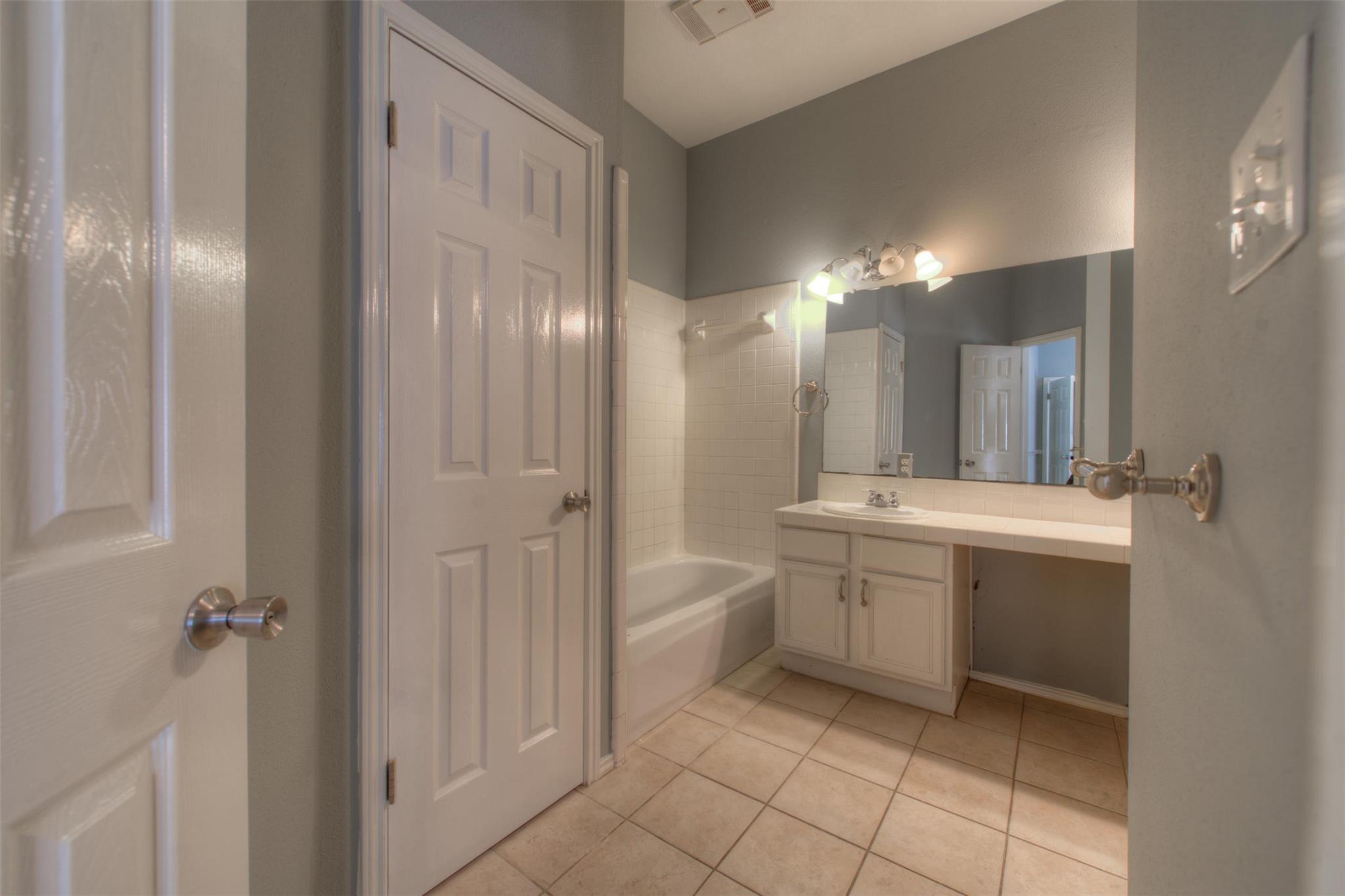 2311 Lasso Dr, Round Rock, TX 78681