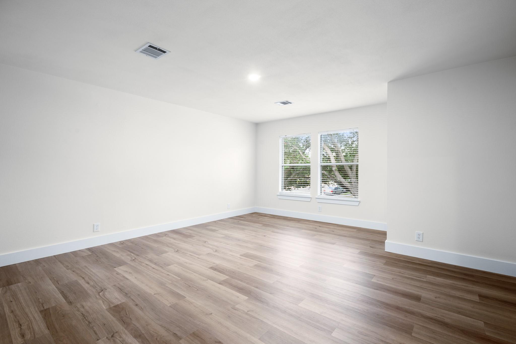 17901 Narsitin Ln, Pflugerville, TX 78660