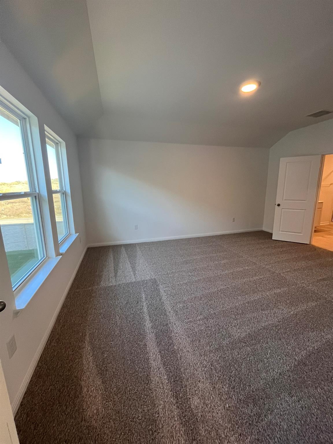 417 Lake Sweetwater Ln, Buda, TX 78610