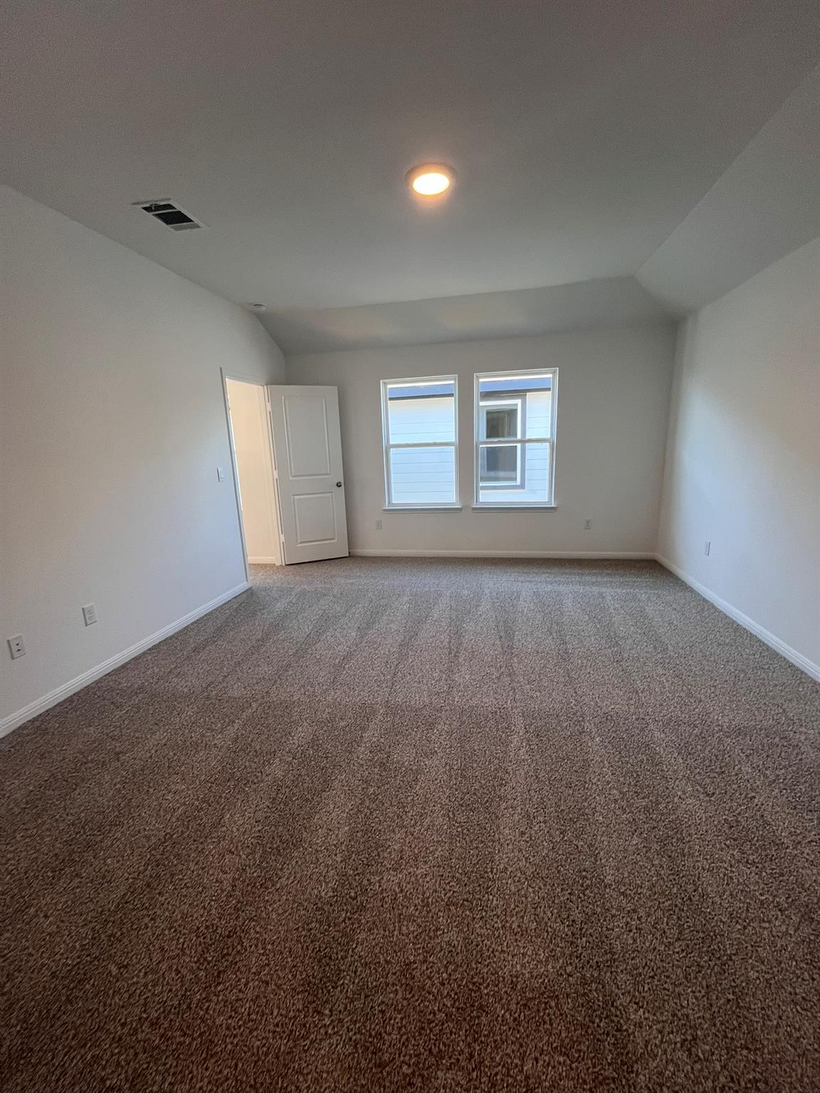 417 Lake Sweetwater Ln, Buda, TX 78610