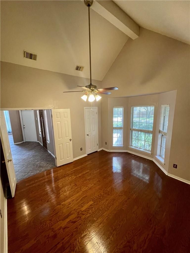 1881 Dapplegrey Ln, Austin, TX 78727