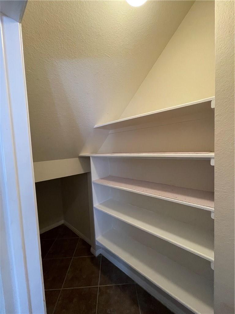 1881 Dapplegrey Ln, Austin, TX 78727