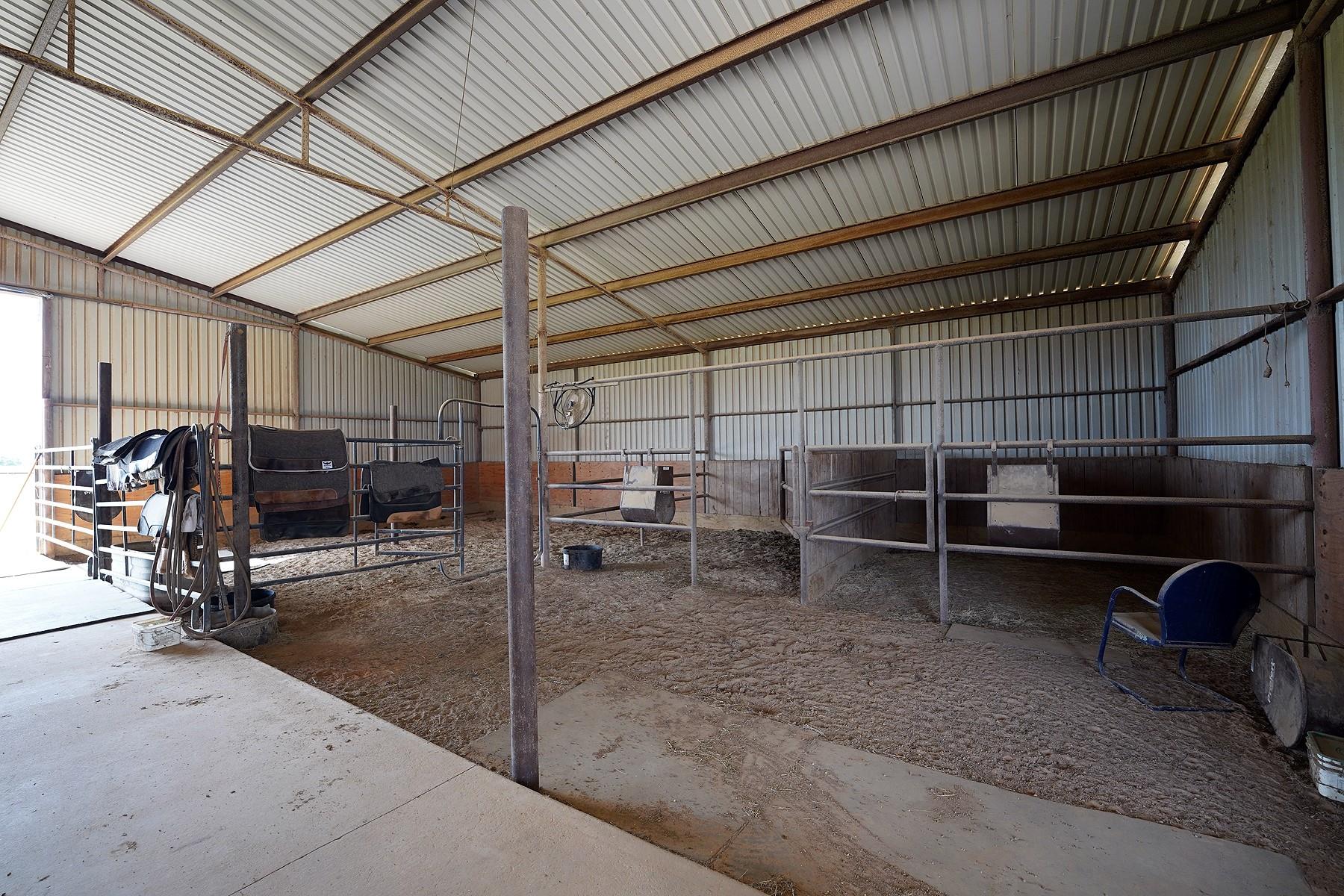 2542 Witter Rd, Lockhart, TX 78644