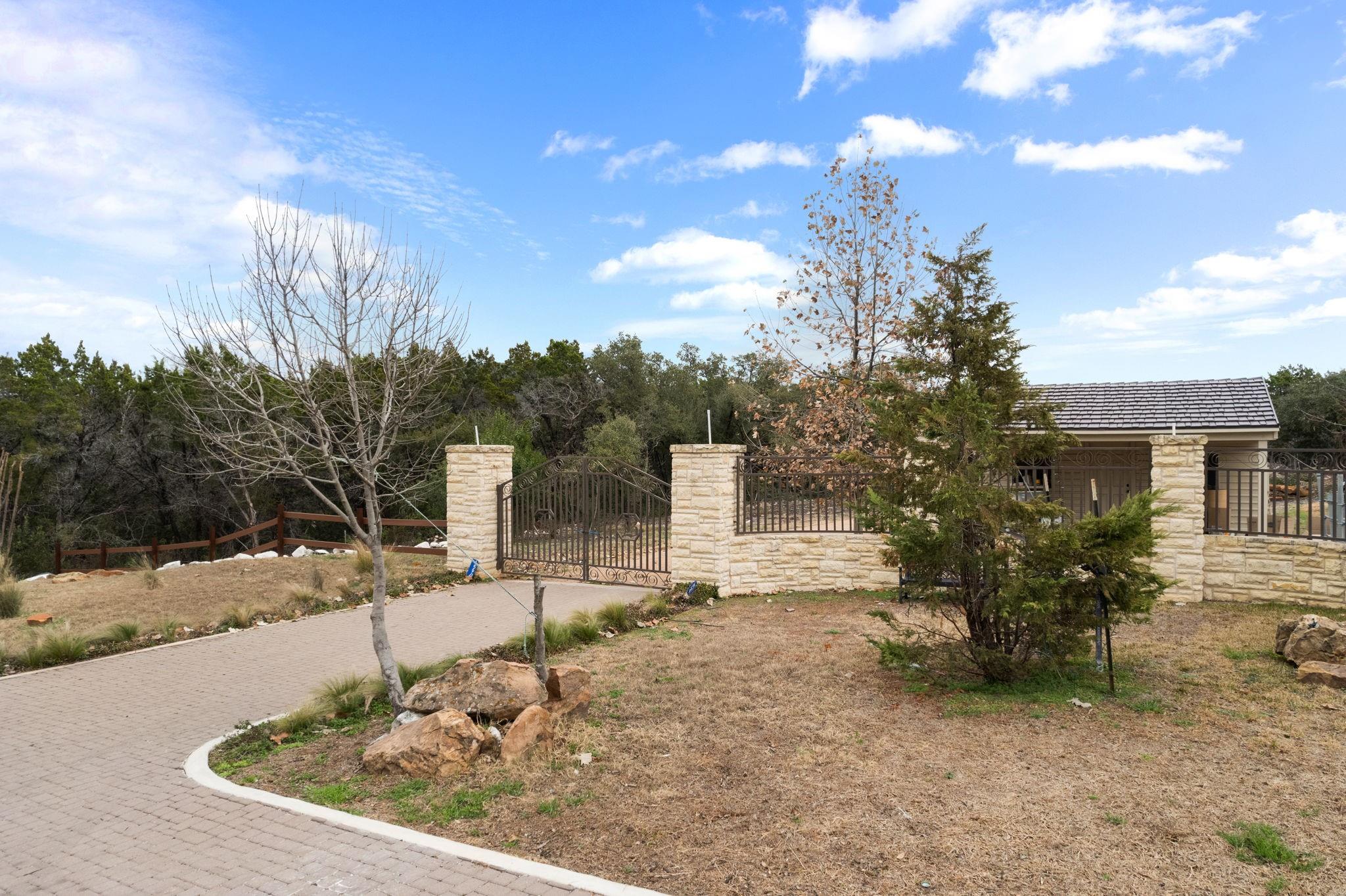 15900 Booth Cir, Volente, TX 78641