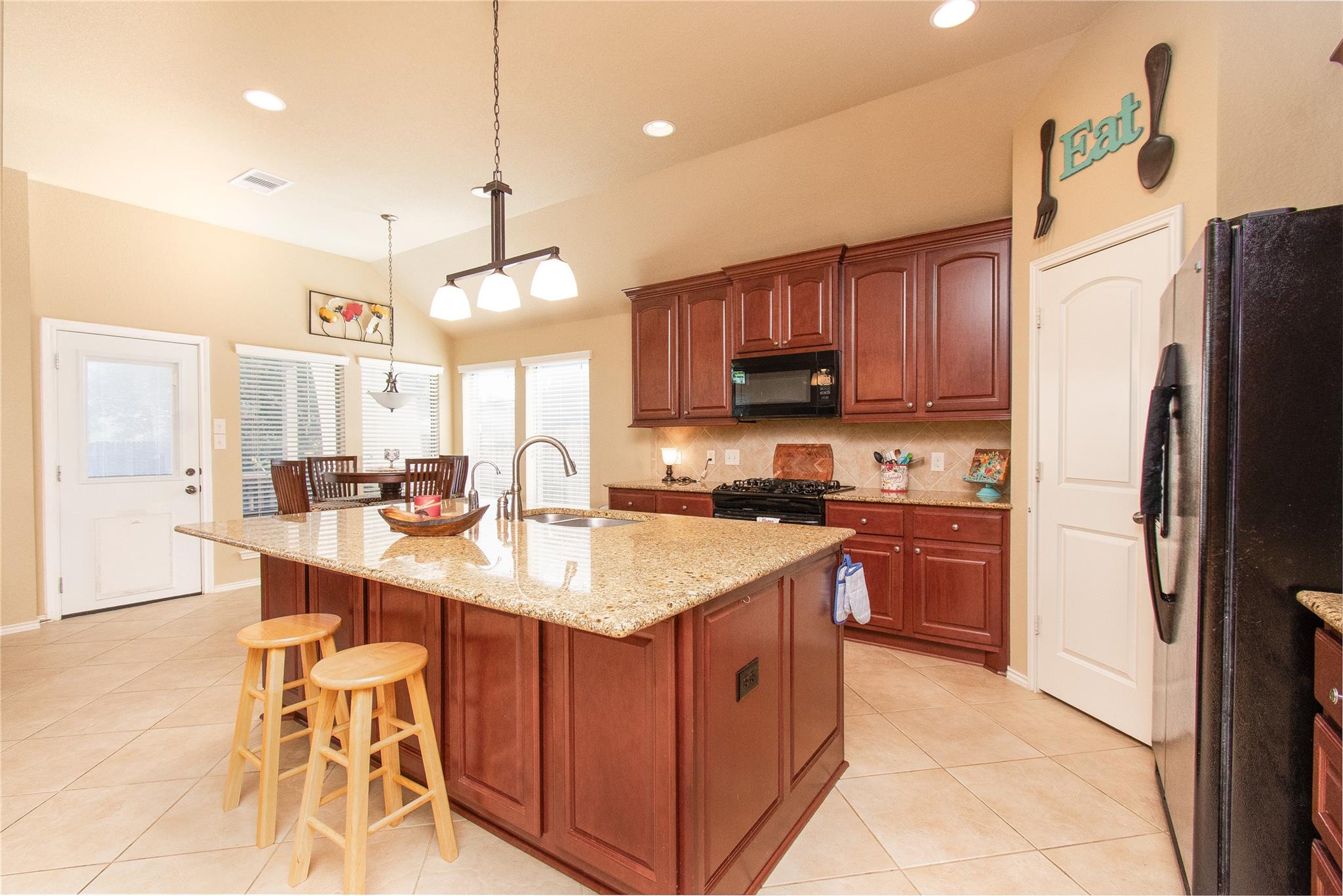 947 Madrone Dr, Georgetown, TX 78628