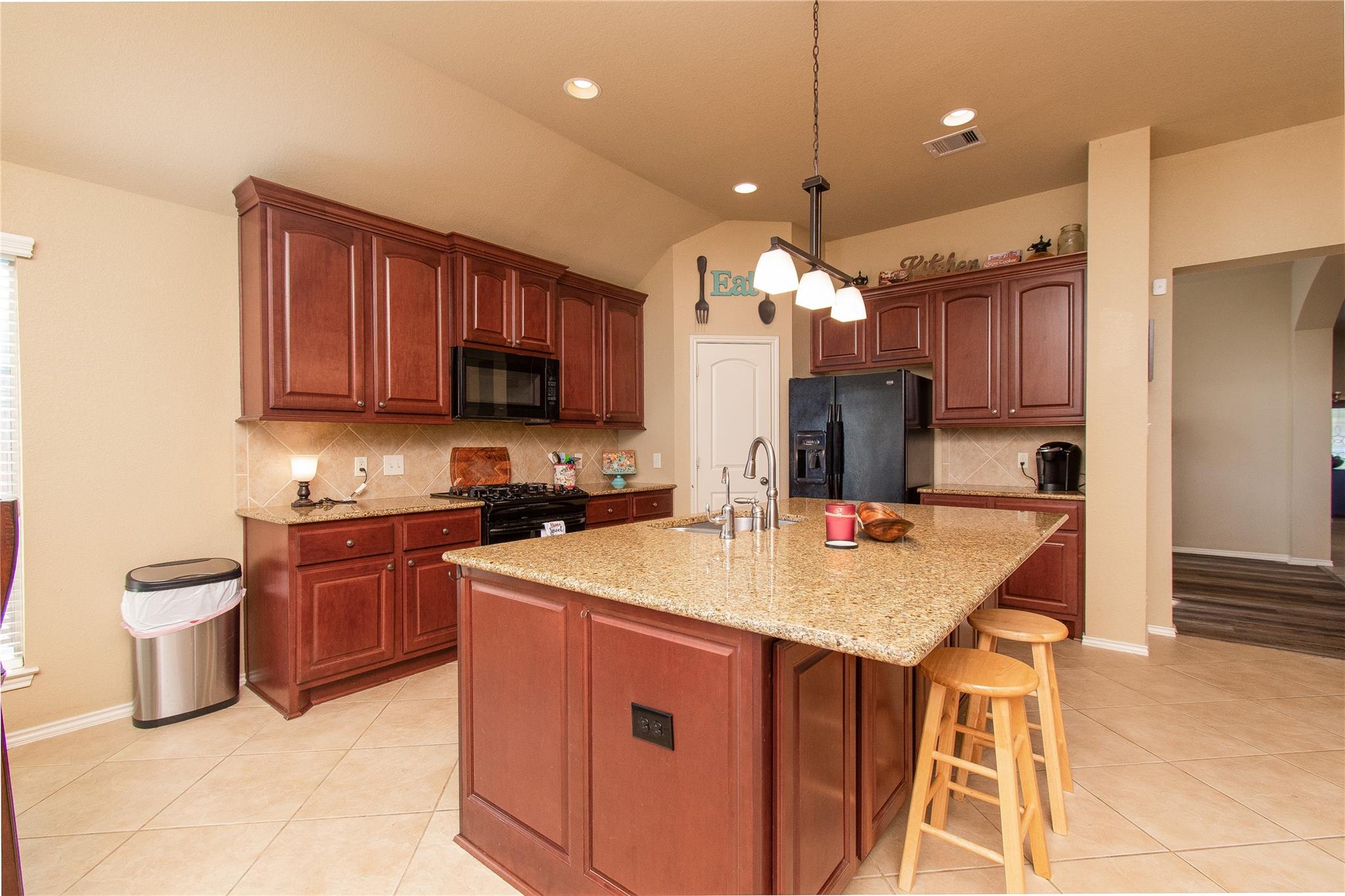 947 Madrone Dr, Georgetown, TX 78628