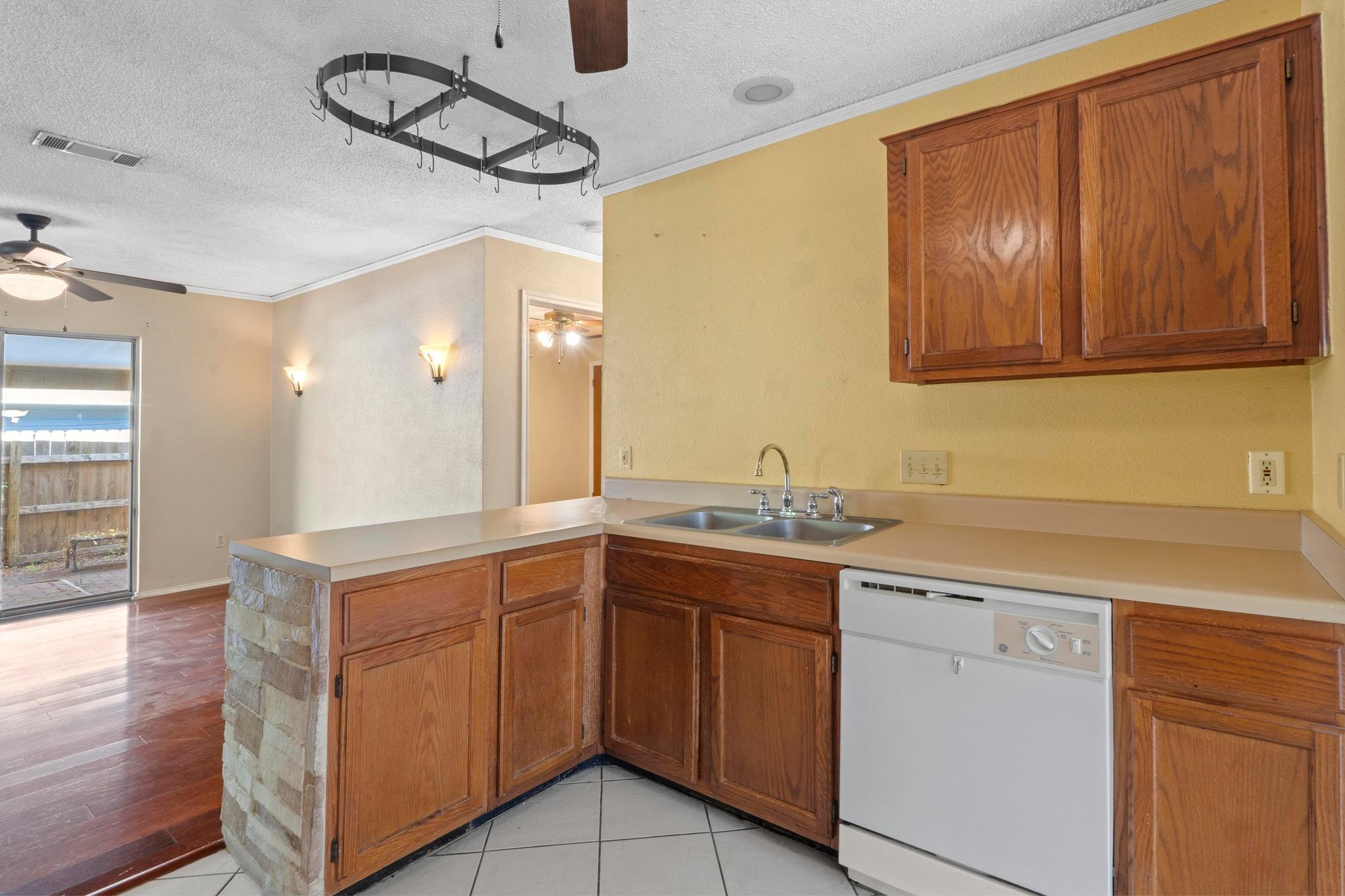 12705 Acadian Trl, Austin, TX 78727