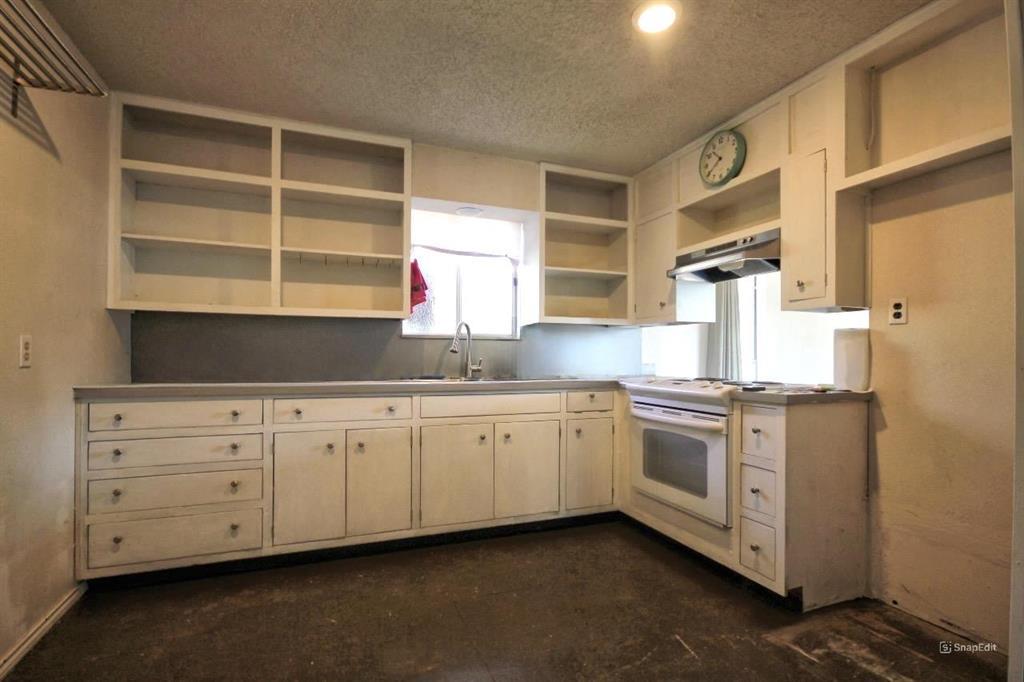 211 Hwy 29, Llano, TX 78643