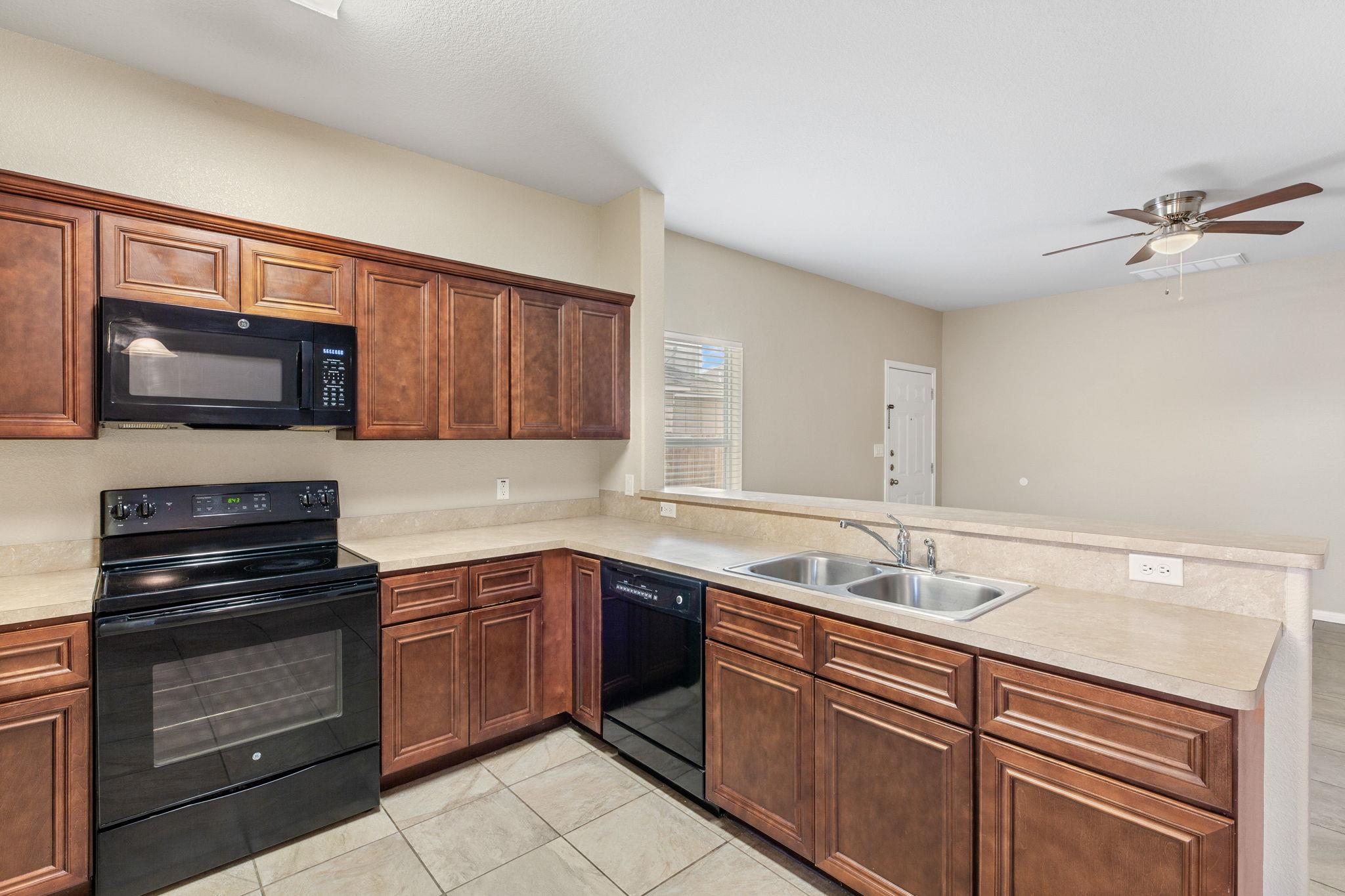 412 Carl Shipp Dr # A, Liberty Hill, TX 78642