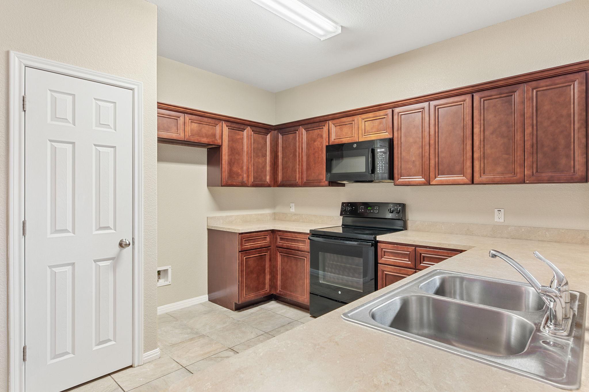 412 Carl Shipp Dr # A, Liberty Hill, TX 78642