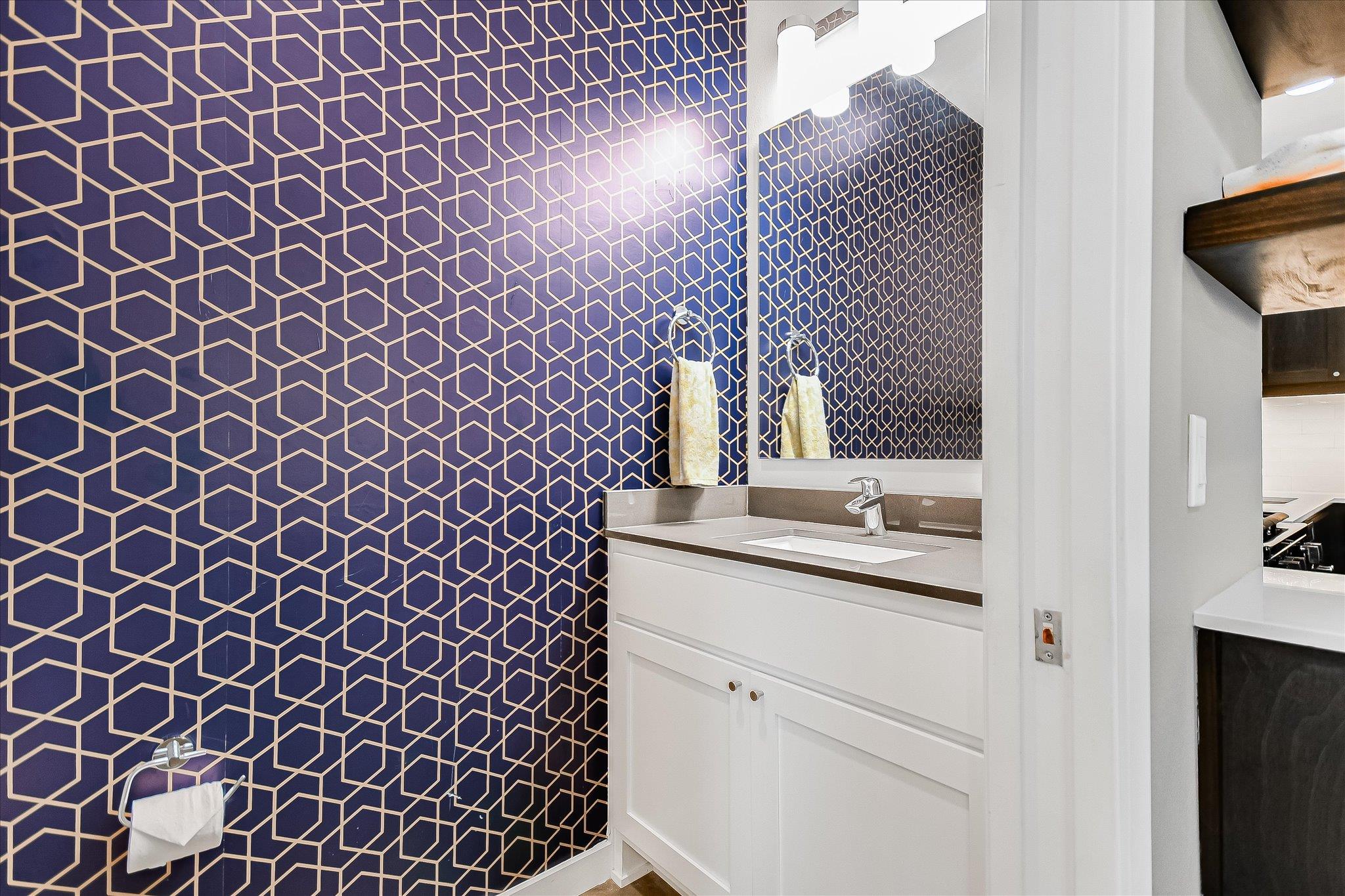 2414 E Martin Luther King Jr Blvd # A, Austin, TX 78702