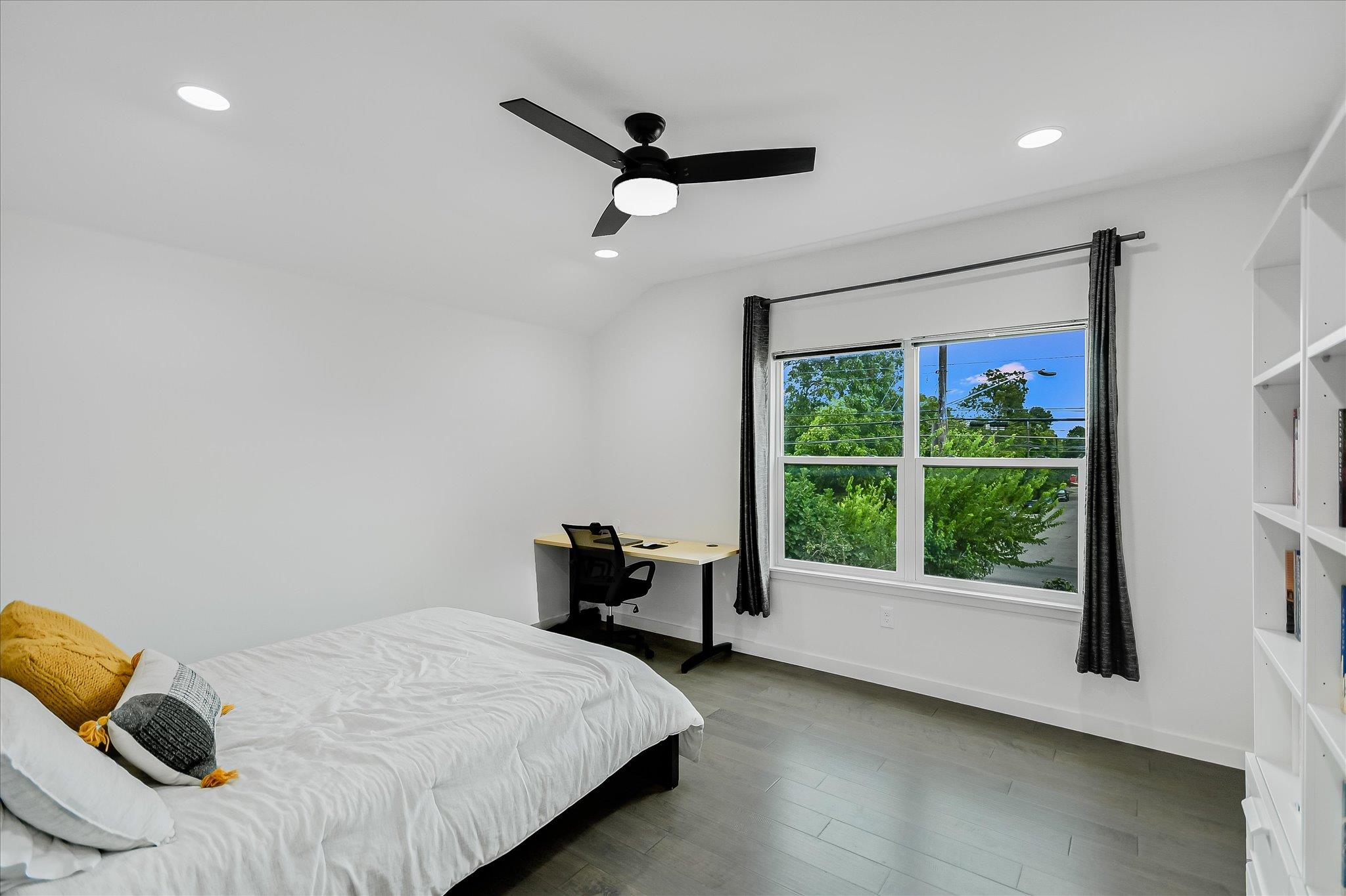 2414 E Martin Luther King Jr Blvd # A, Austin, TX 78702