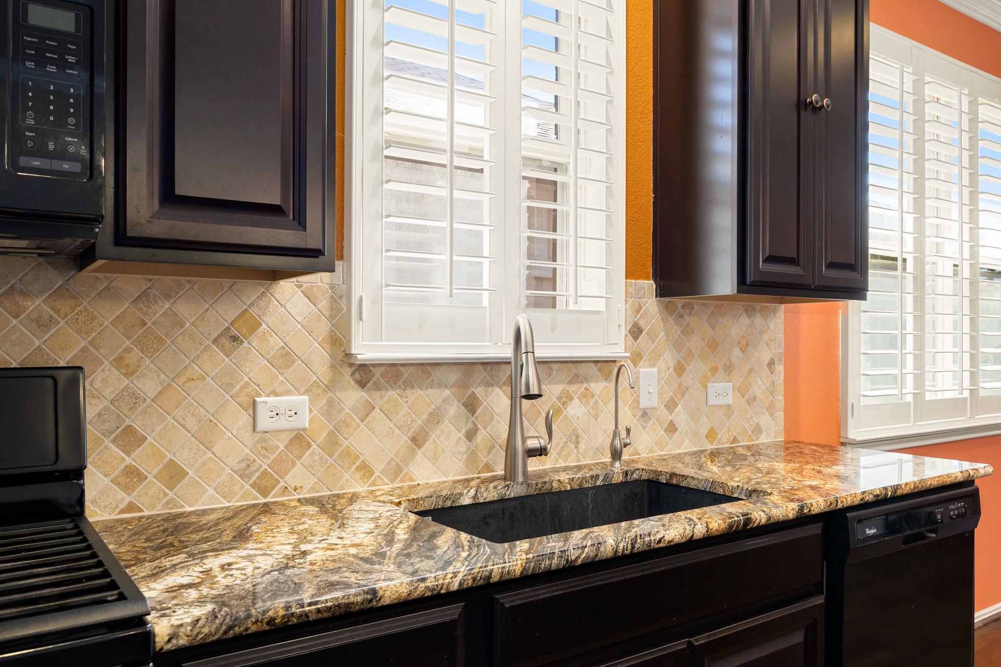 133 Camden Cv, Buda, TX 78610