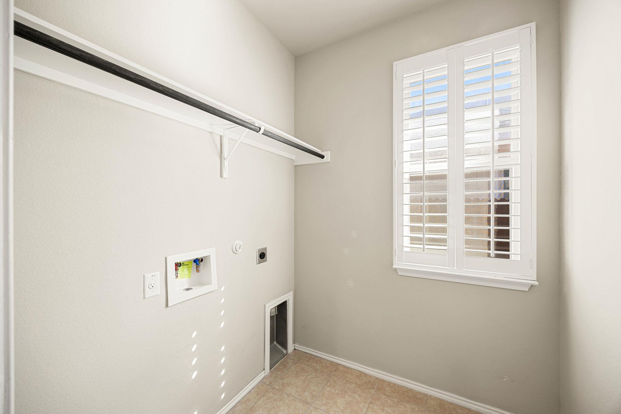 133 Camden Cv, Buda, TX 78610