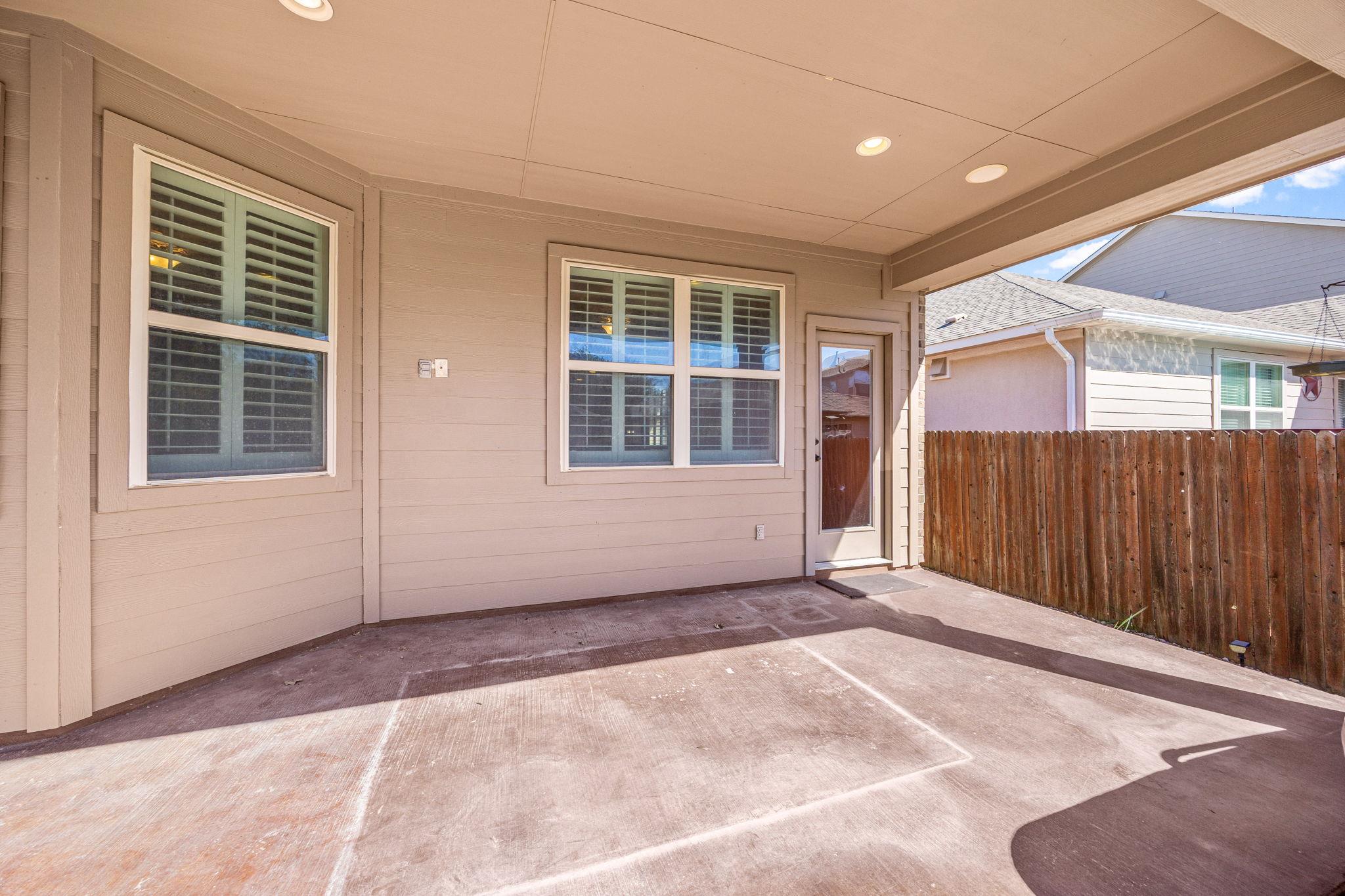 133 Camden Cv, Buda, TX 78610