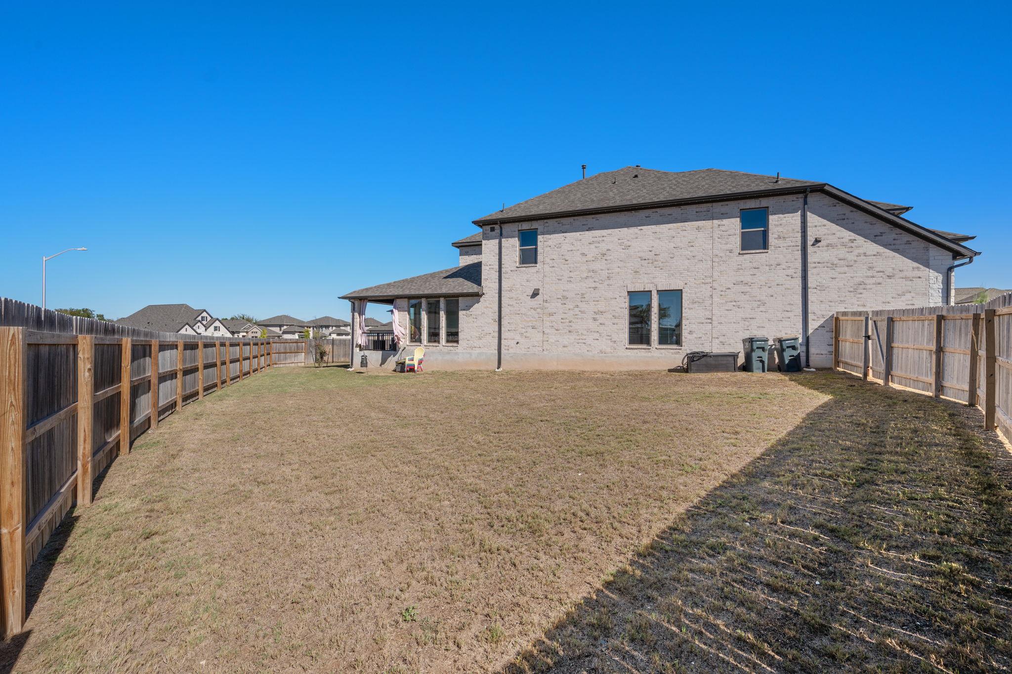 162 Groundhog Dr, Buda, TX 78610