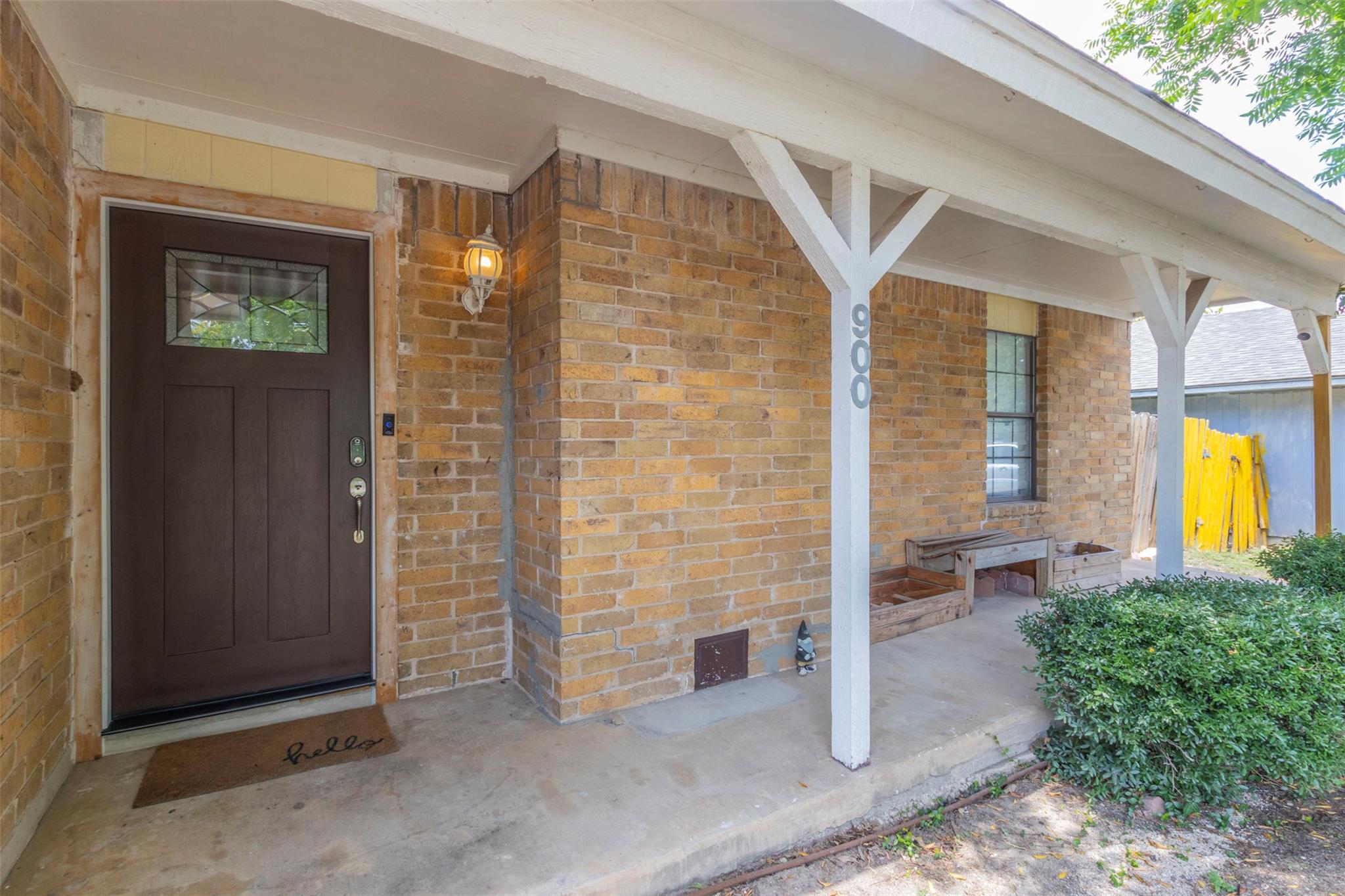 900 Lawnmont Dr, Round Rock, TX 78664