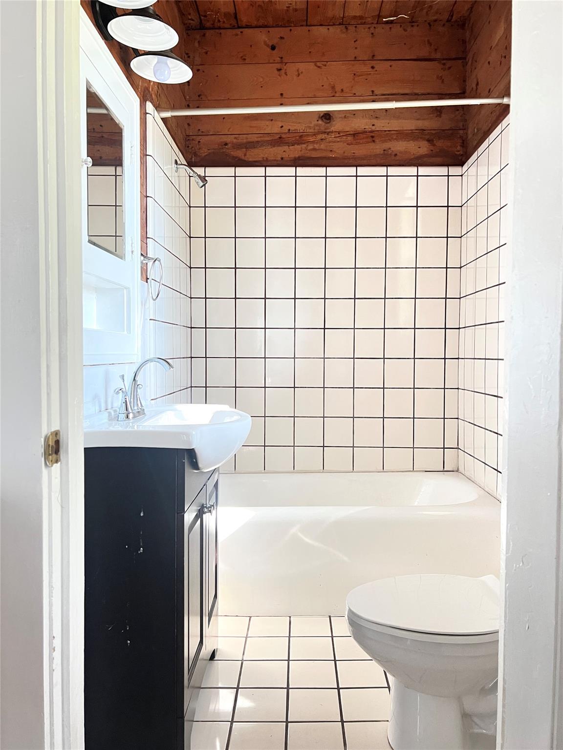 703 W 11th St # 6, Austin, TX 78701