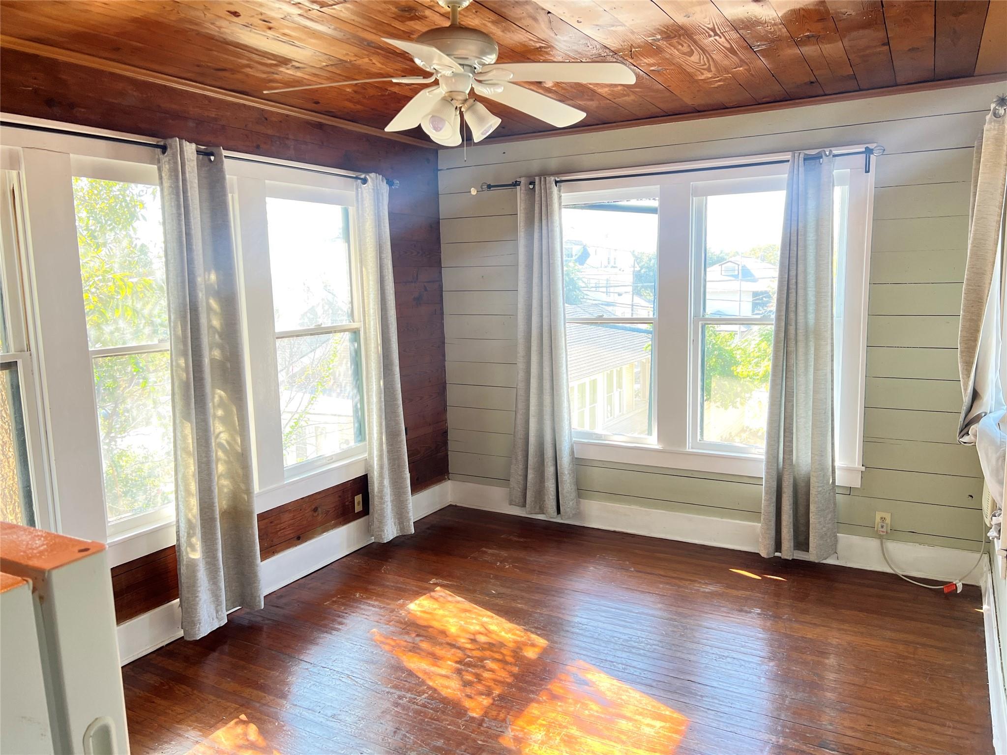 703 W 11th St # 6, Austin, TX 78701