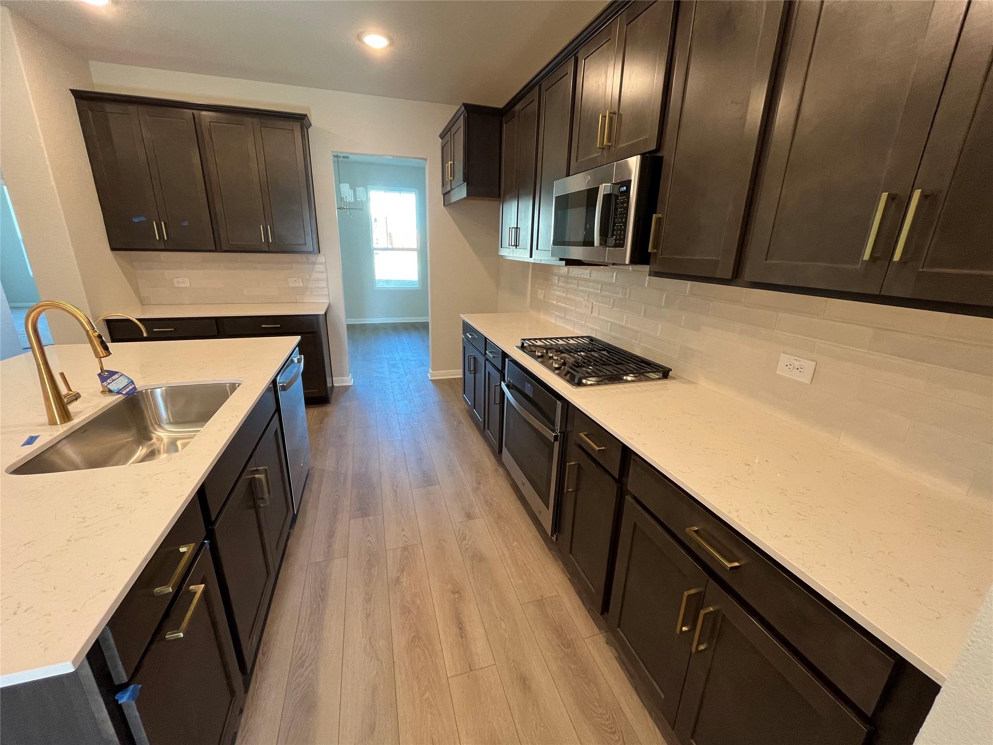 125 Kiowa Bnd, Liberty Hill, TX 78642