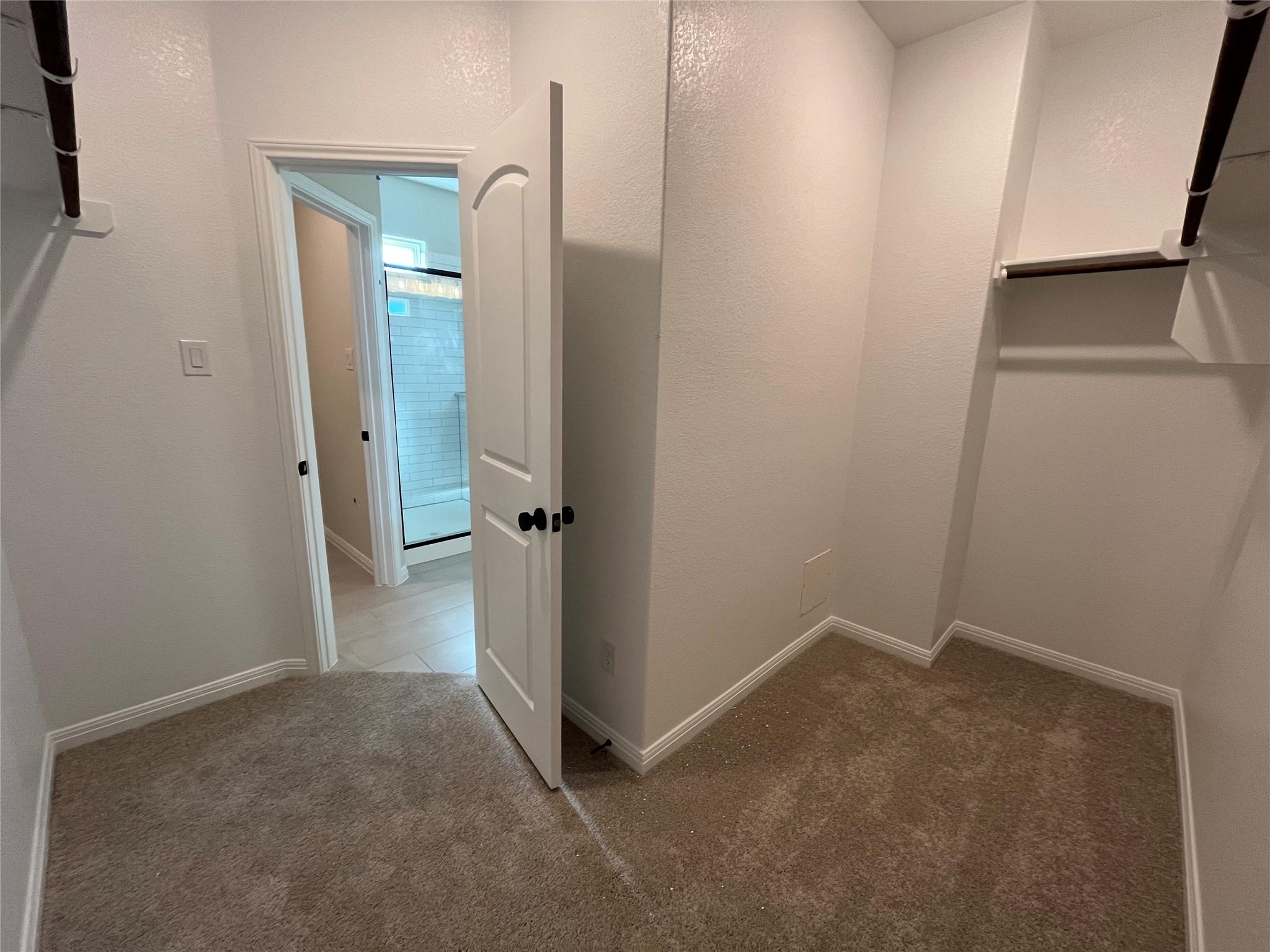 125 Kiowa Bnd, Liberty Hill, TX 78642