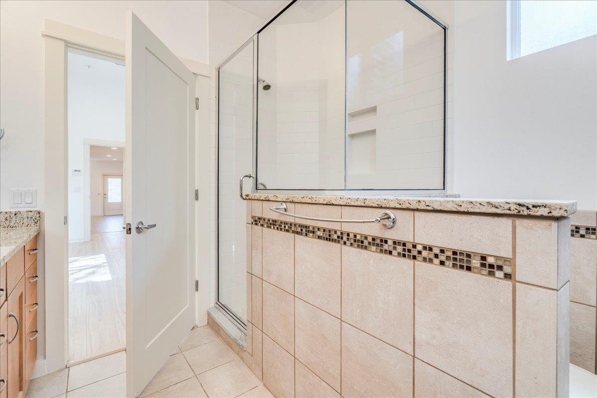 4006 Valley View Rd # B, Austin, TX 78704