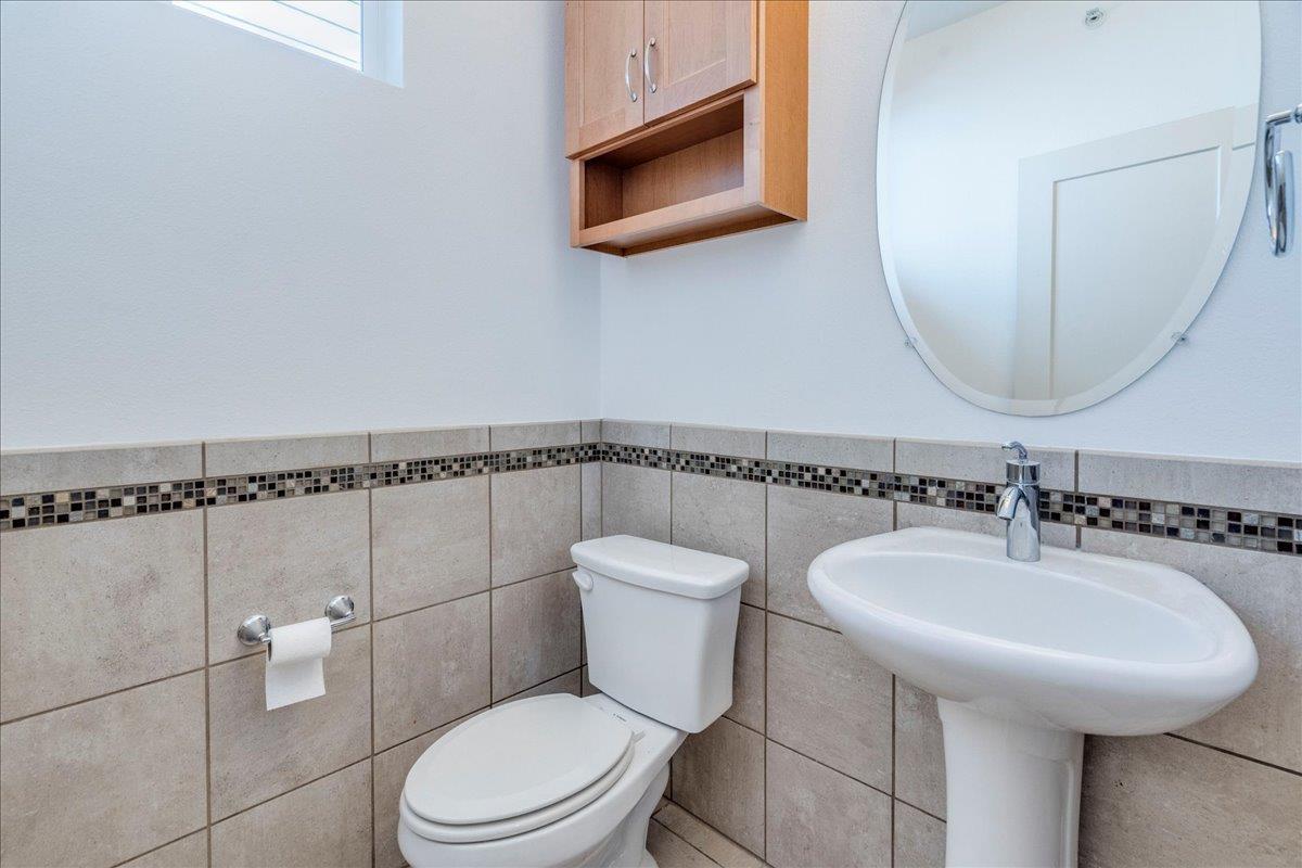 4006 Valley View Rd # B, Austin, TX 78704