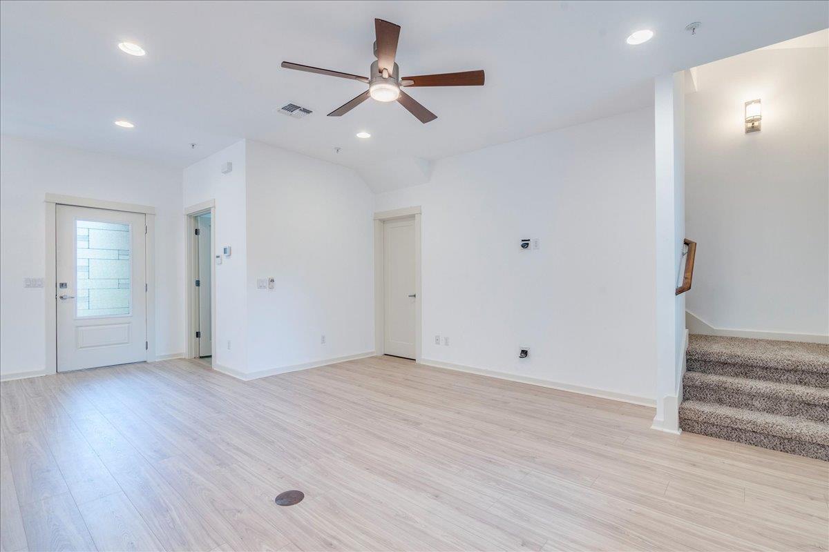 4006 Valley View Rd # B, Austin, TX 78704